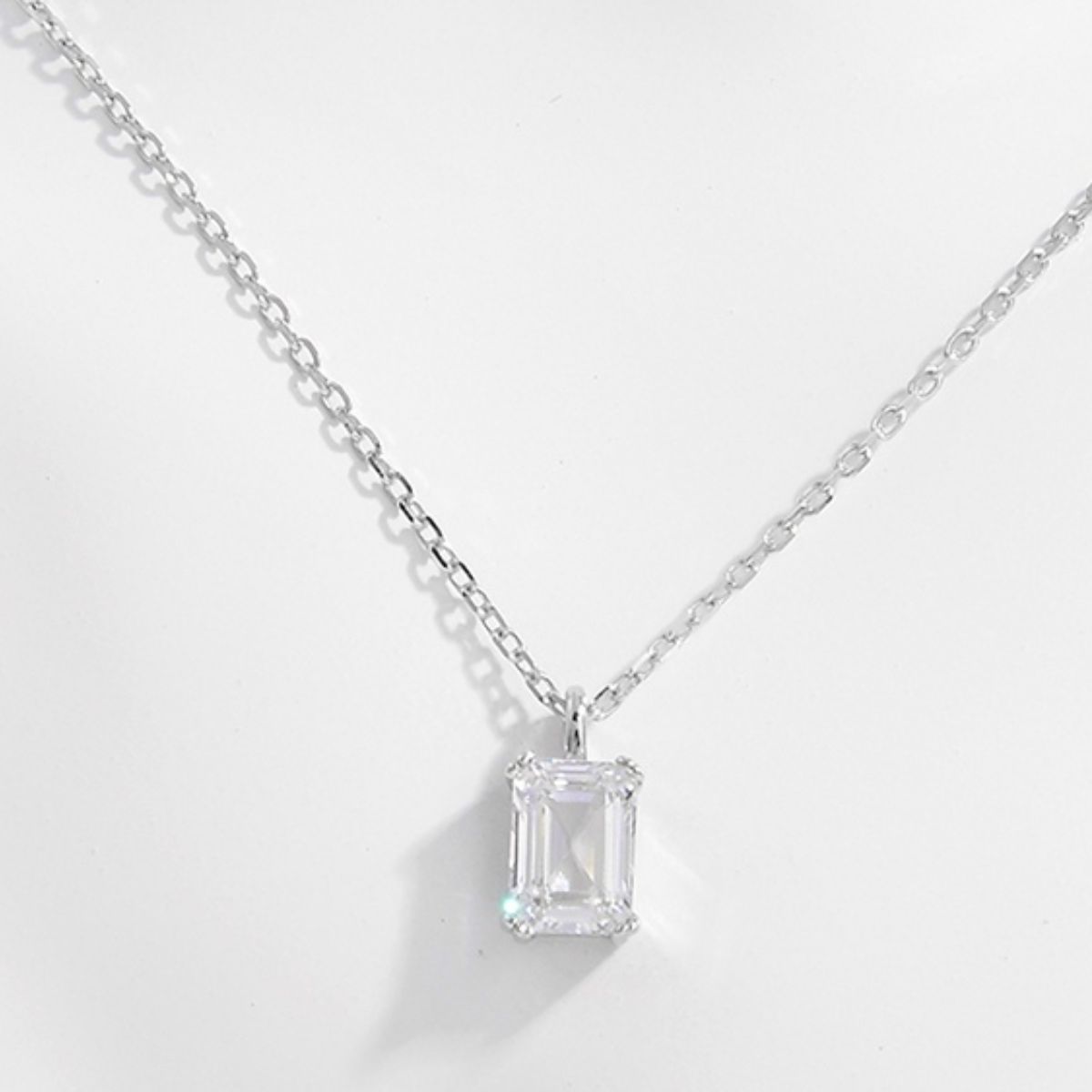 Zircon Sølv Medaljon