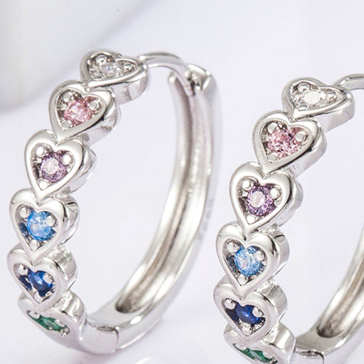 Zircon Hjerte Huggie Hoops