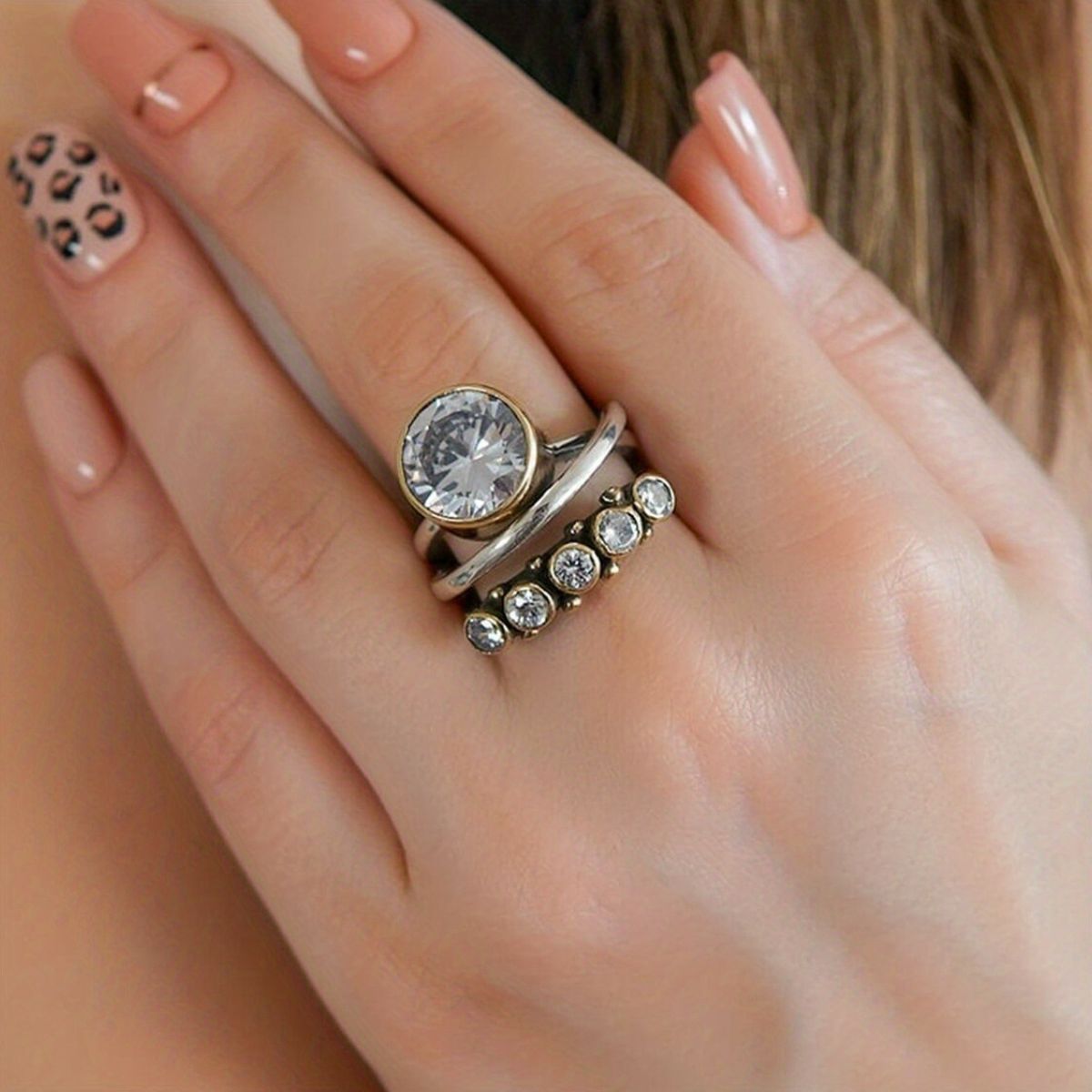 Anello aperto a triplo strato