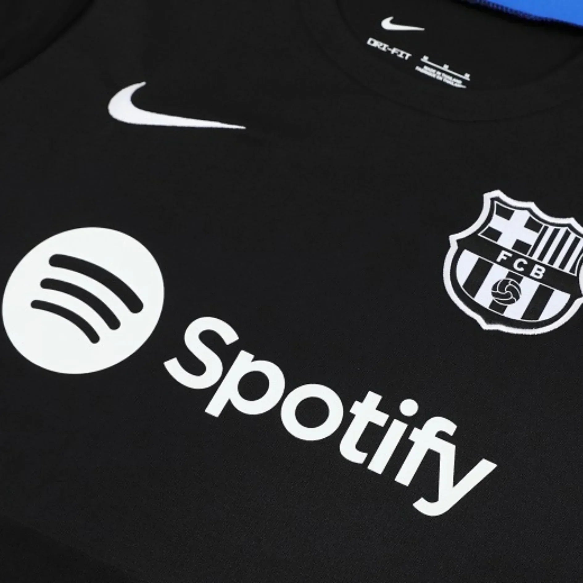 barcelona-black-training-set-2024-25-1