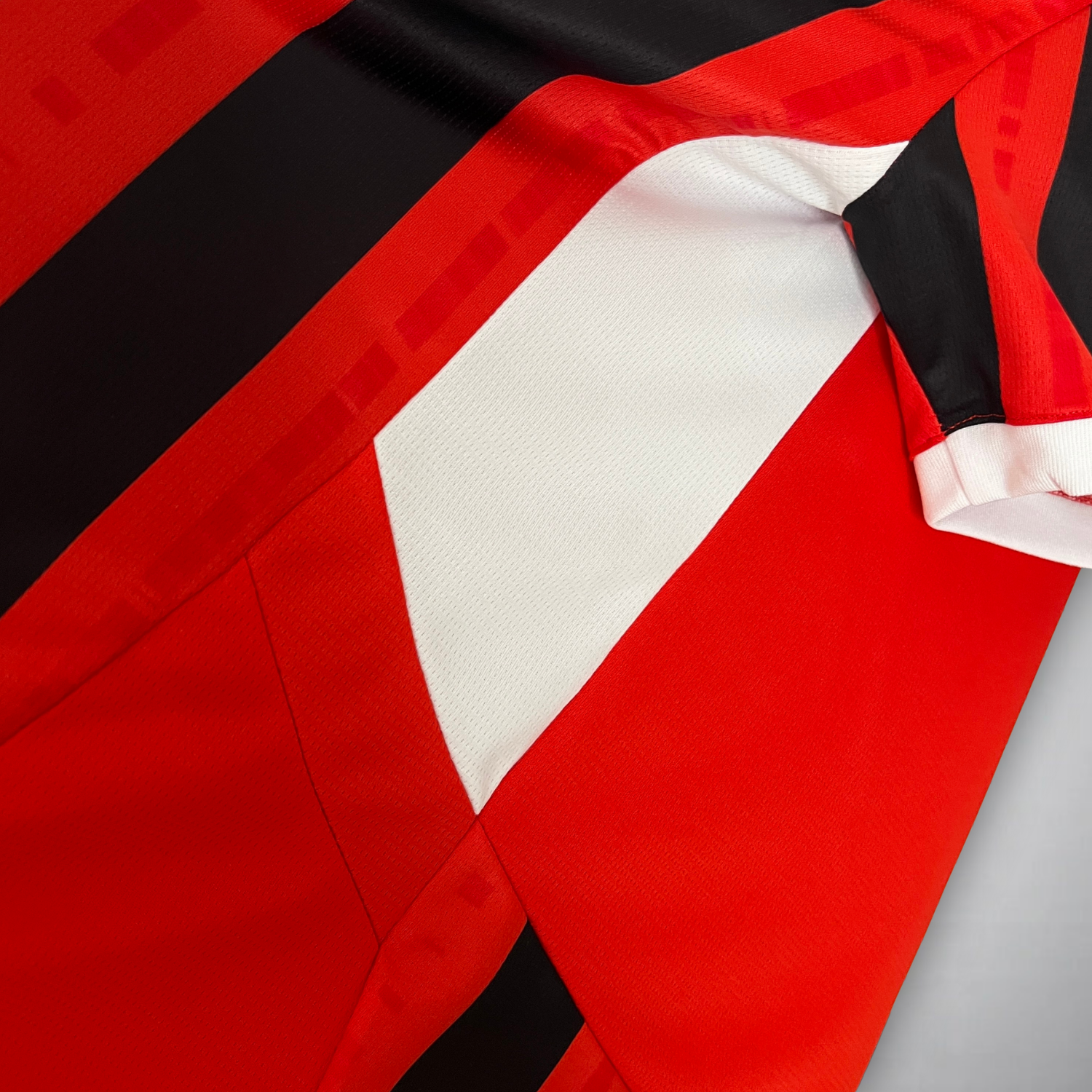 2024/25 AC Milan hjemmebane trøje