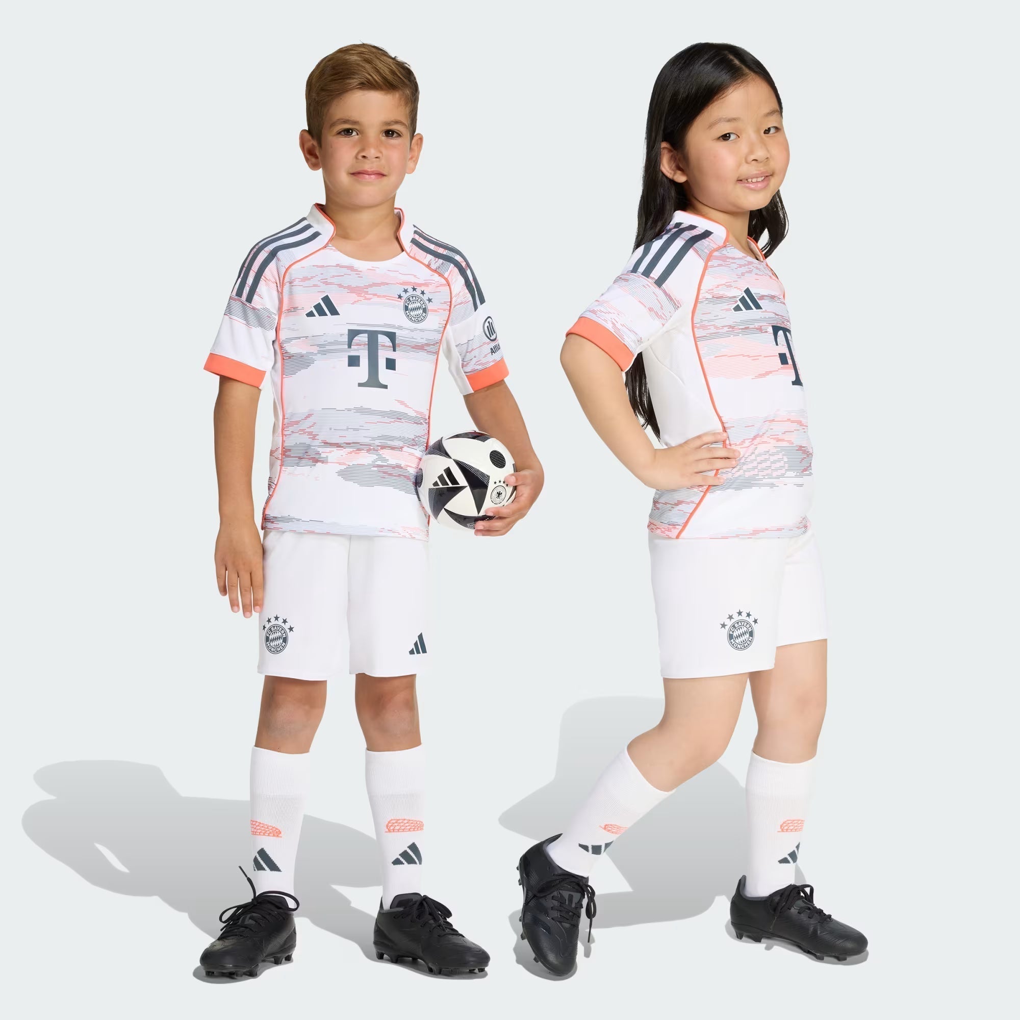 2025/26 Bayern Monaco Kit Trasferta Bambini