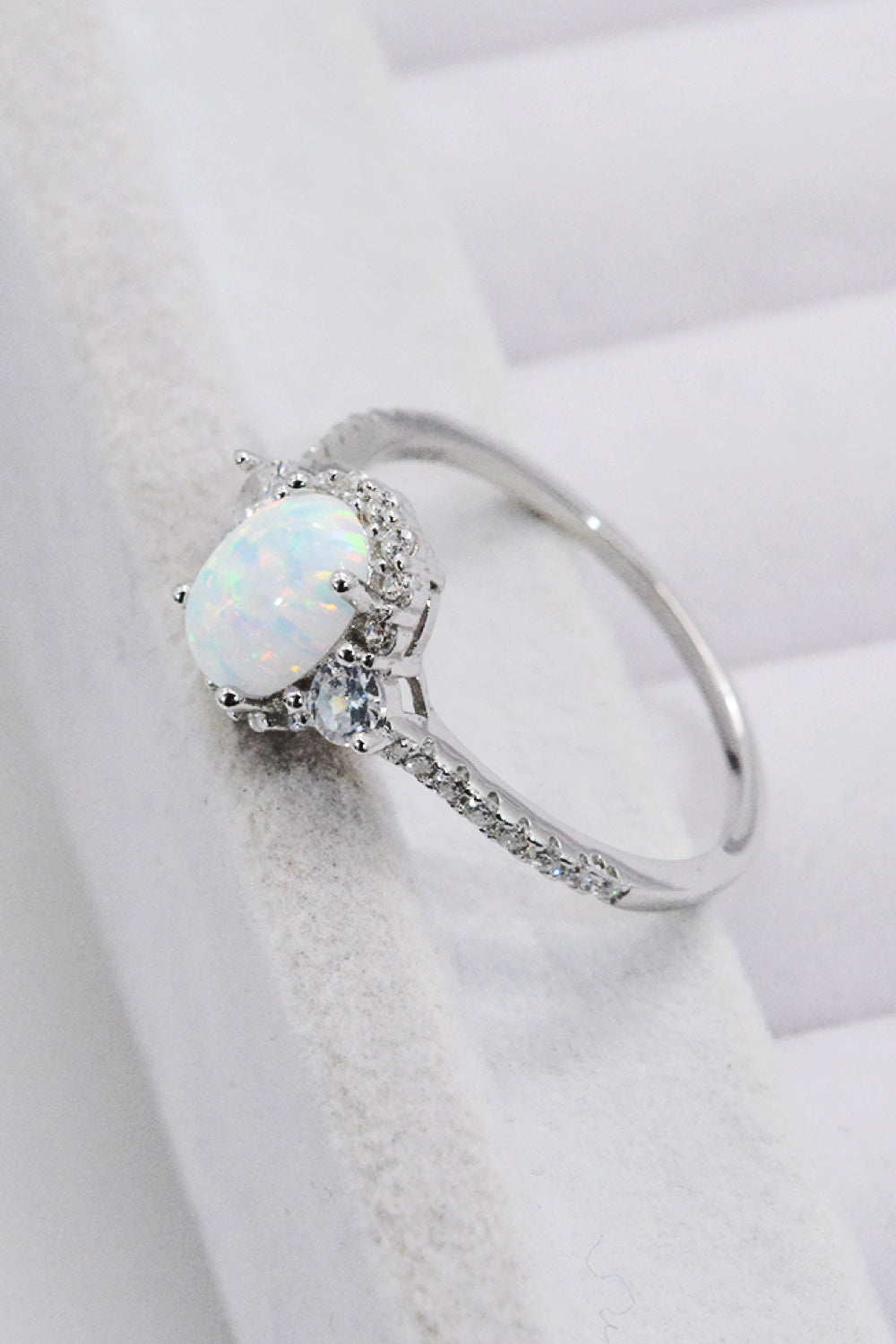 Platin-Opal-Silberring