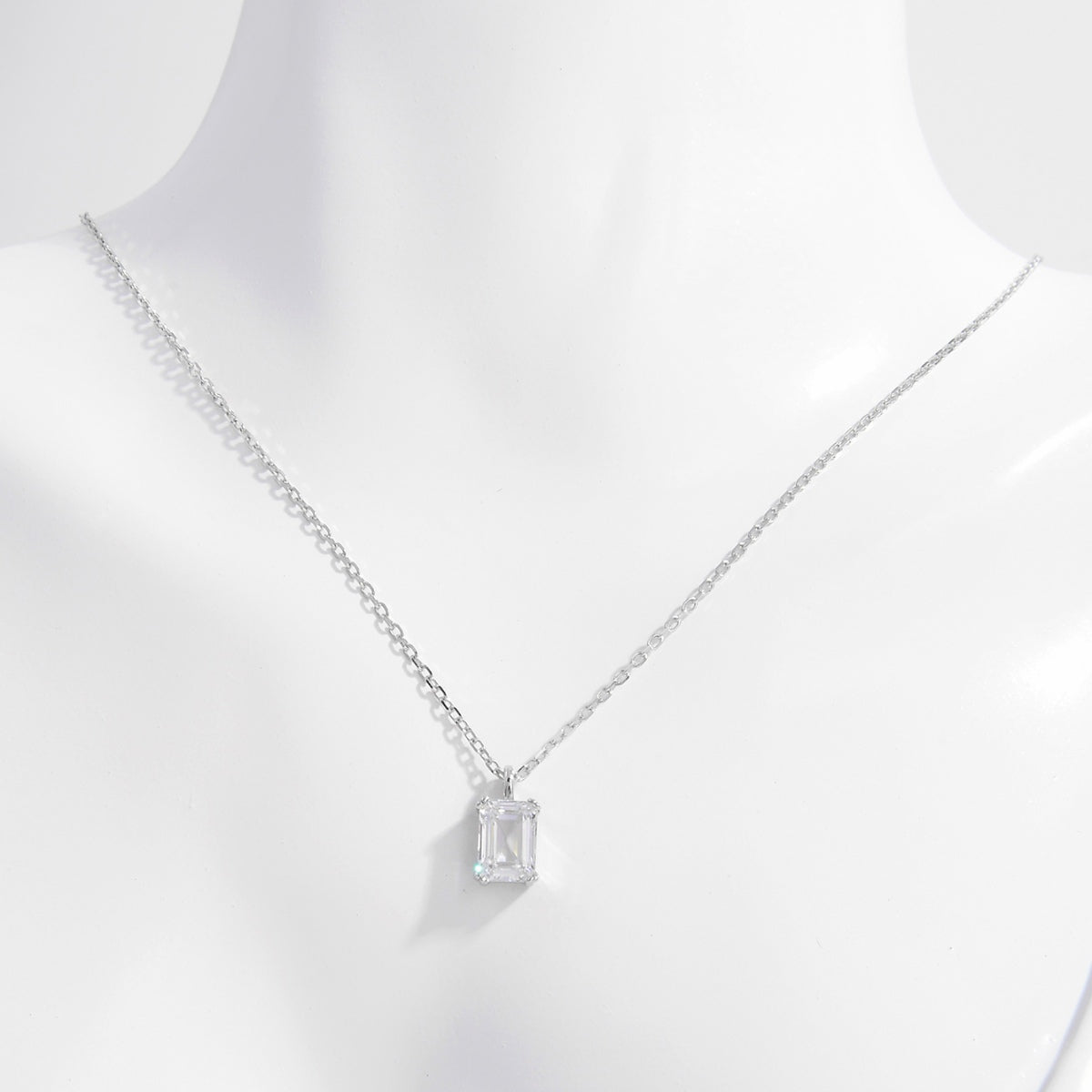 Zircon Sølv Medaljon