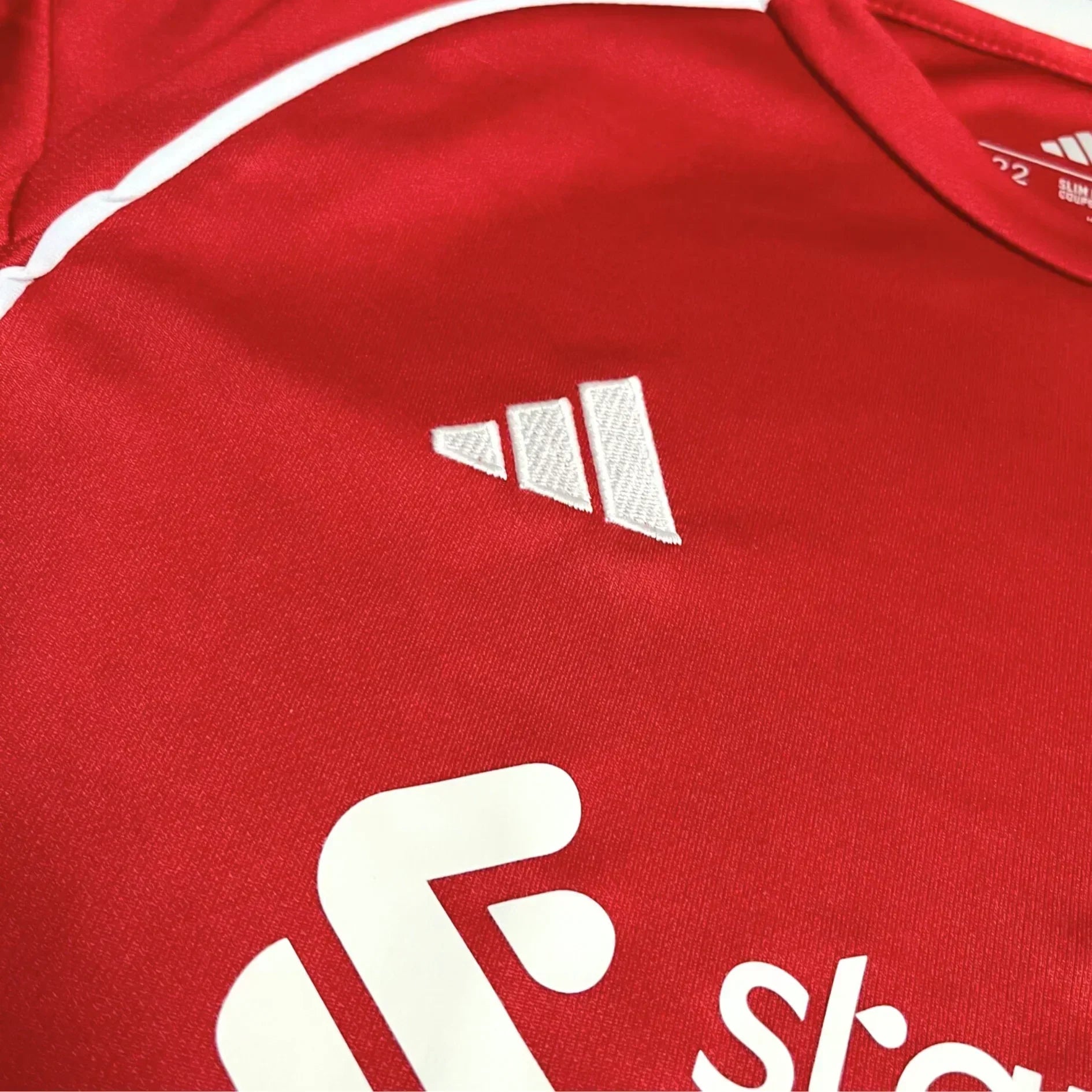 Kit da calcio casalingo per bambini Liverpool 2025-2026