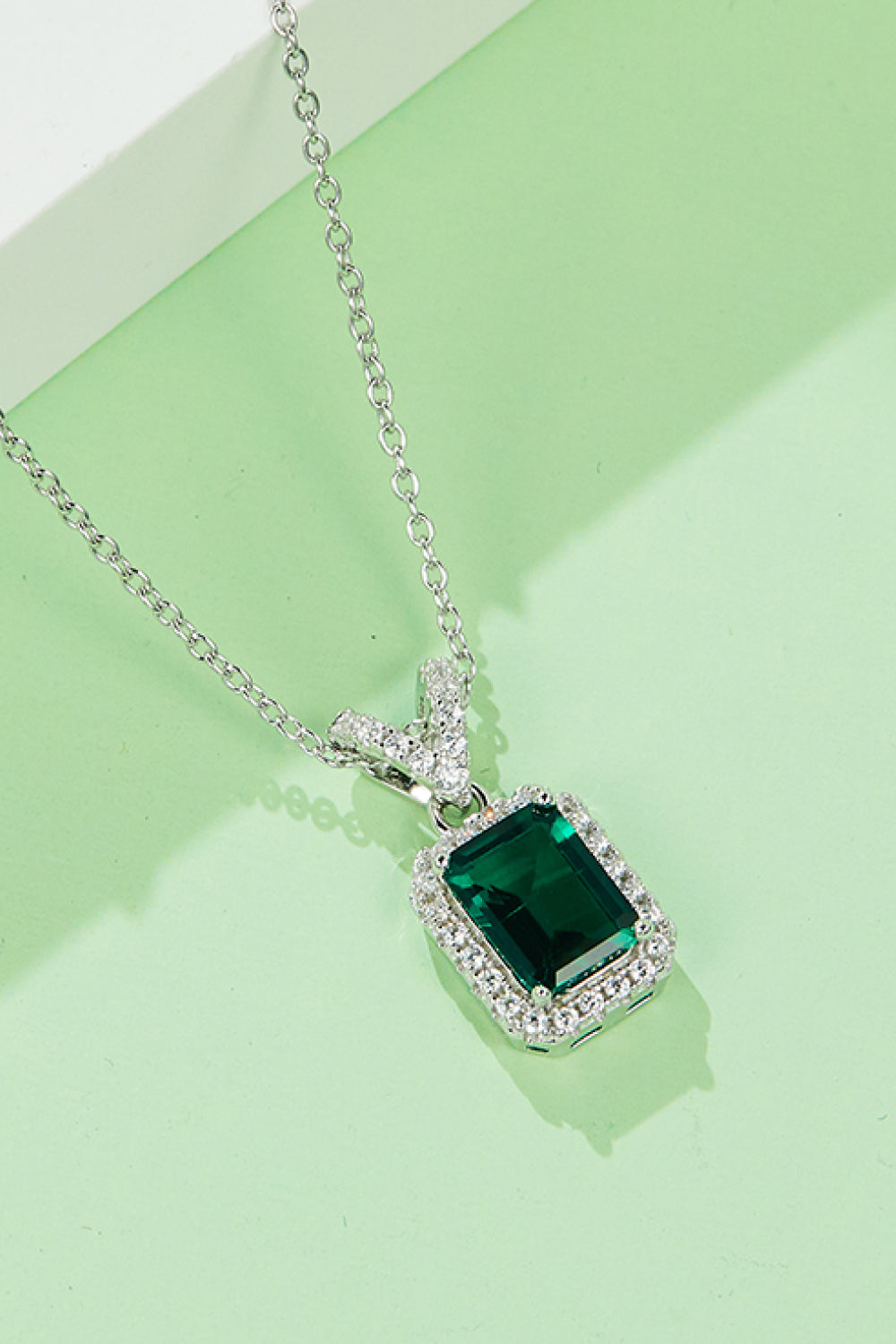 1,25 ct Labor-Smaragd-Anhänger