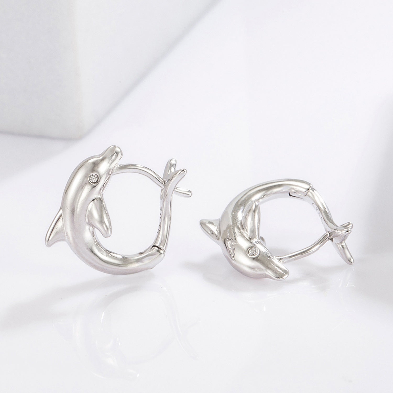 Zircon Dolphin Sølv Studs