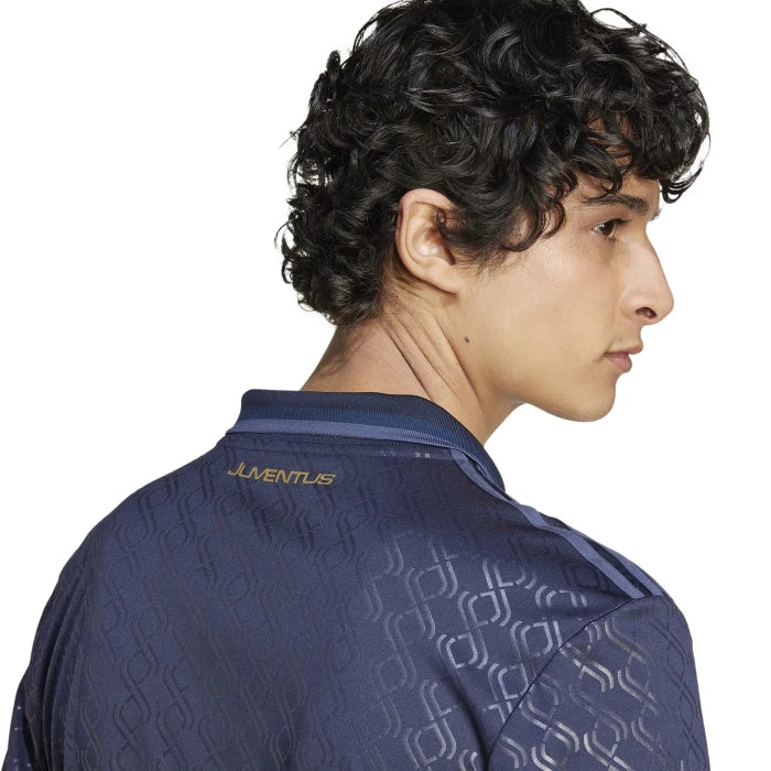 2024-25-juventus-shirt-third-1