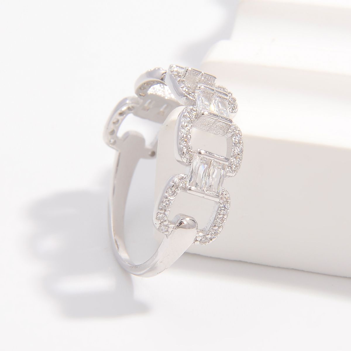 Zircon Udsnit Sølv Ring