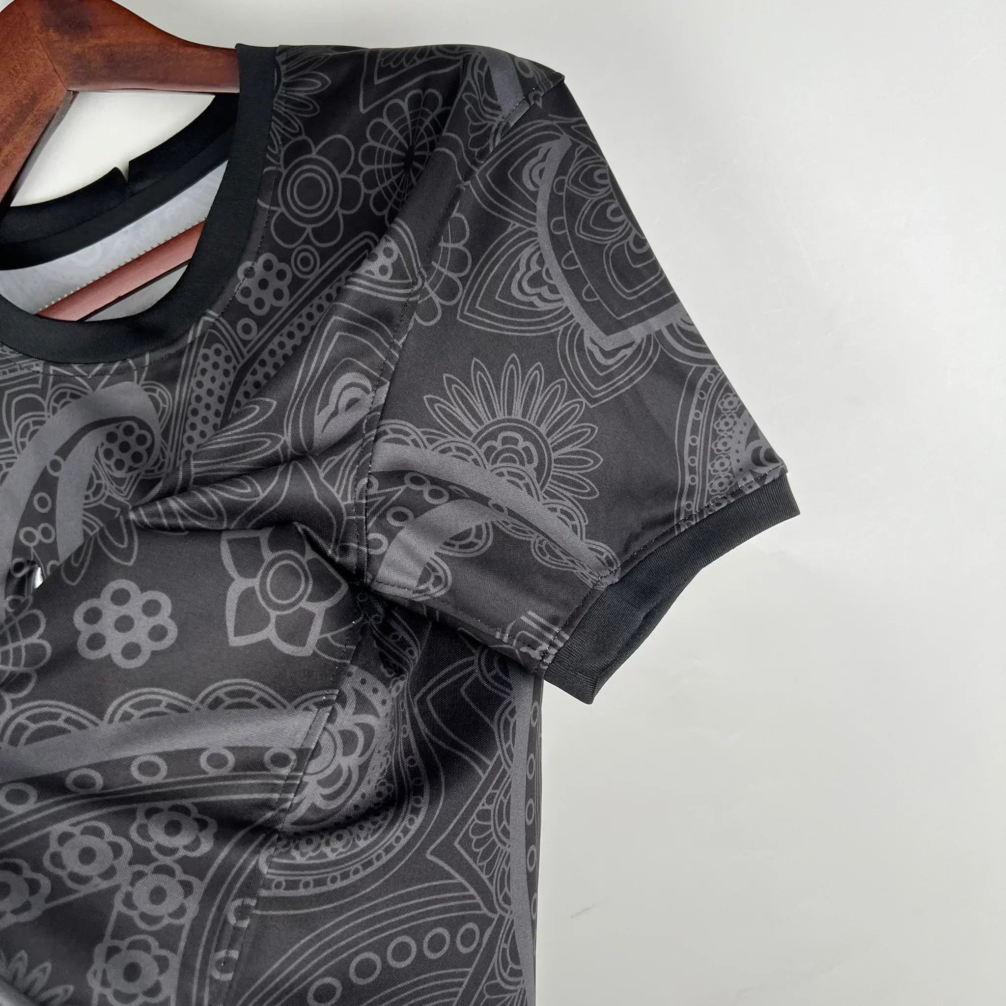 barcelona-shirt-venom-sequence-edition-1