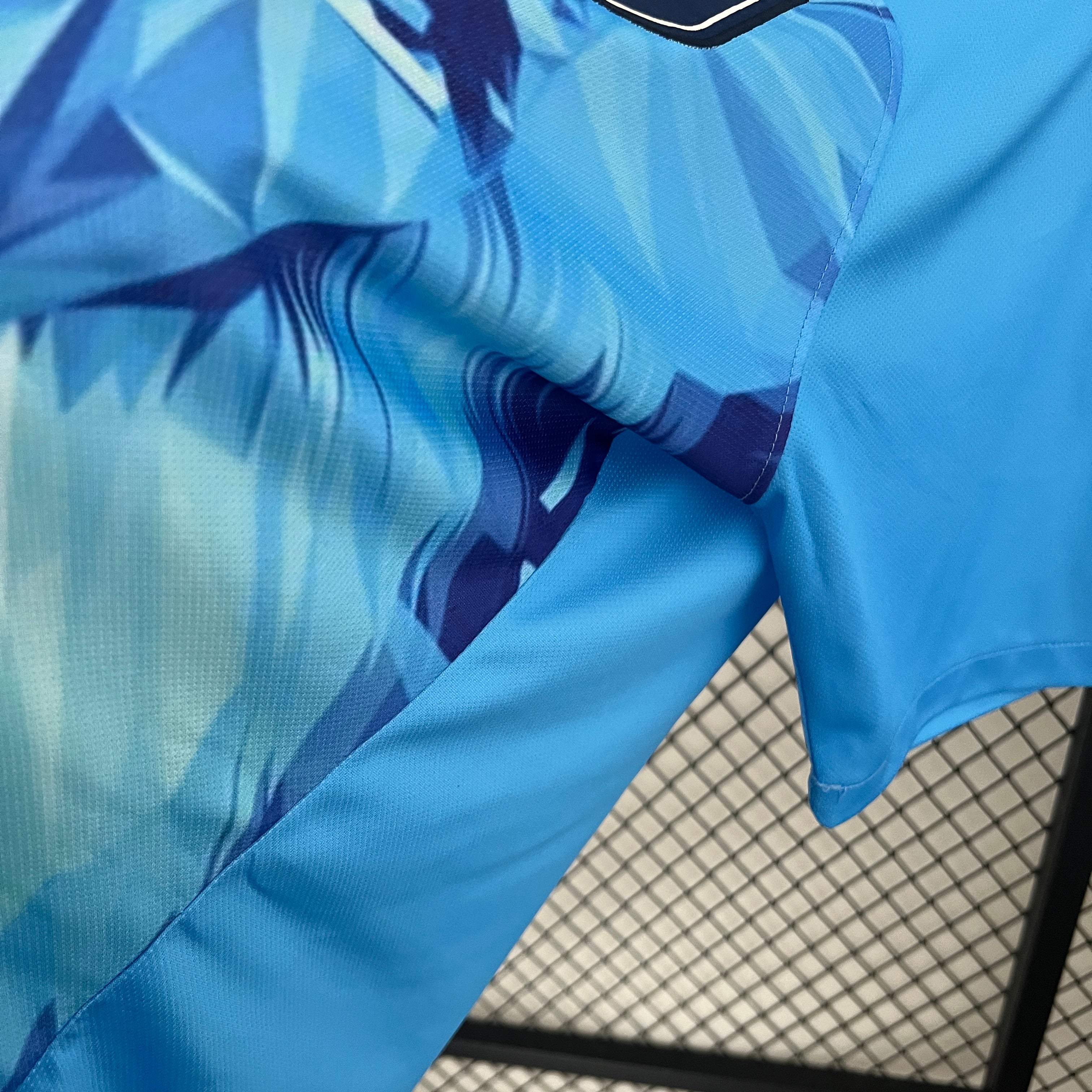 netherlands-lion-2024-25-concept-shirt-1