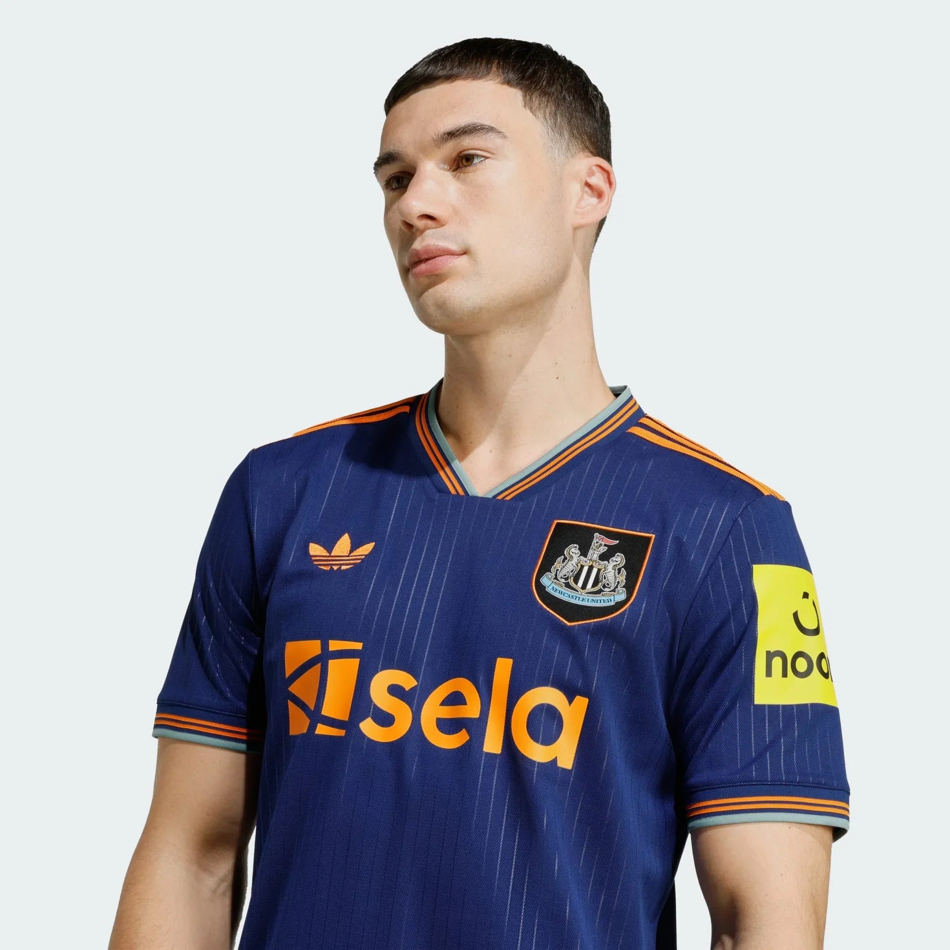 2025/2026 Newcastle Tredje Trøje