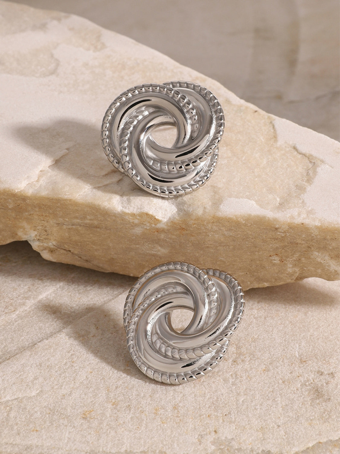 Montanti in acciaio torsionati