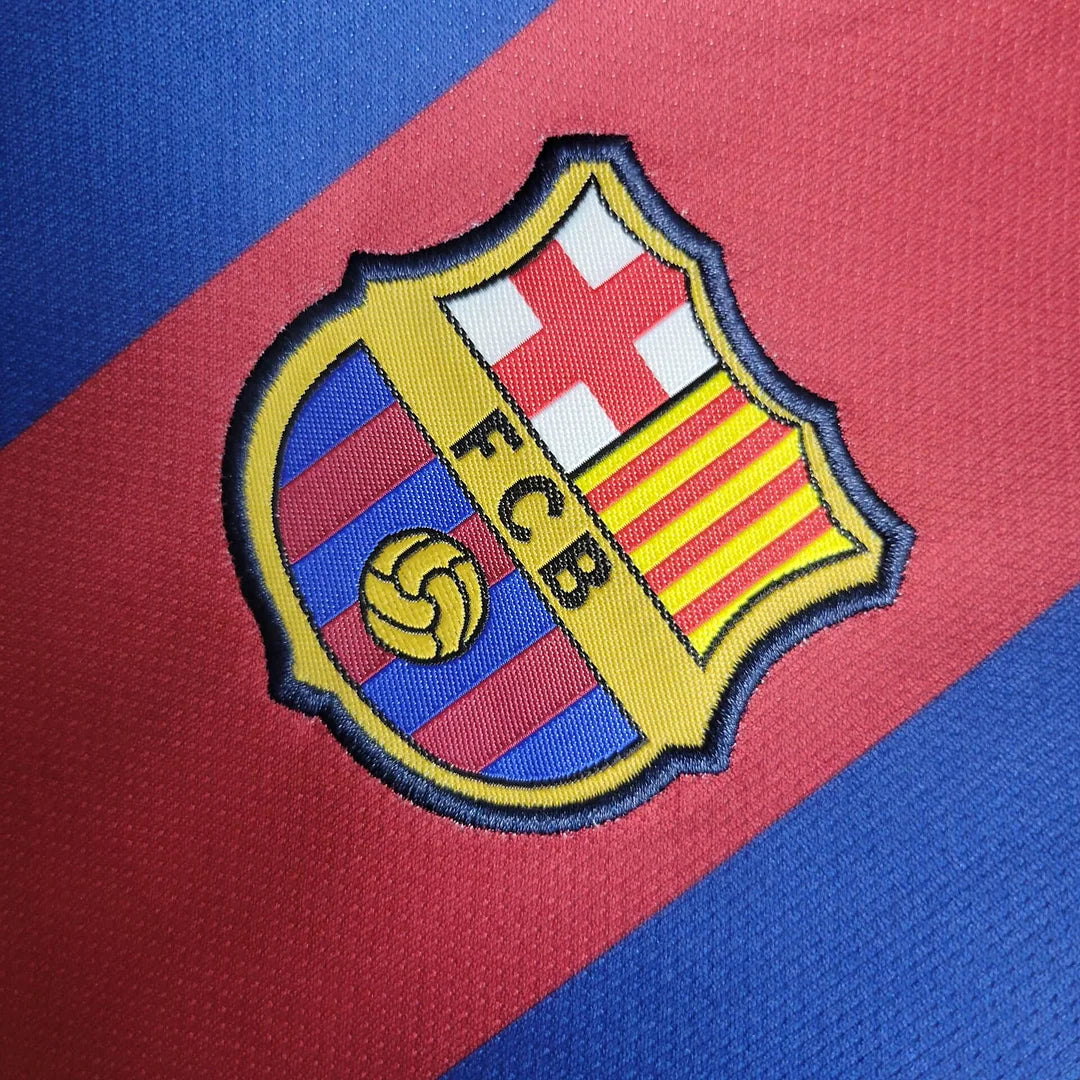 fc-barcelona-2010-2011-kids-football-kit-1