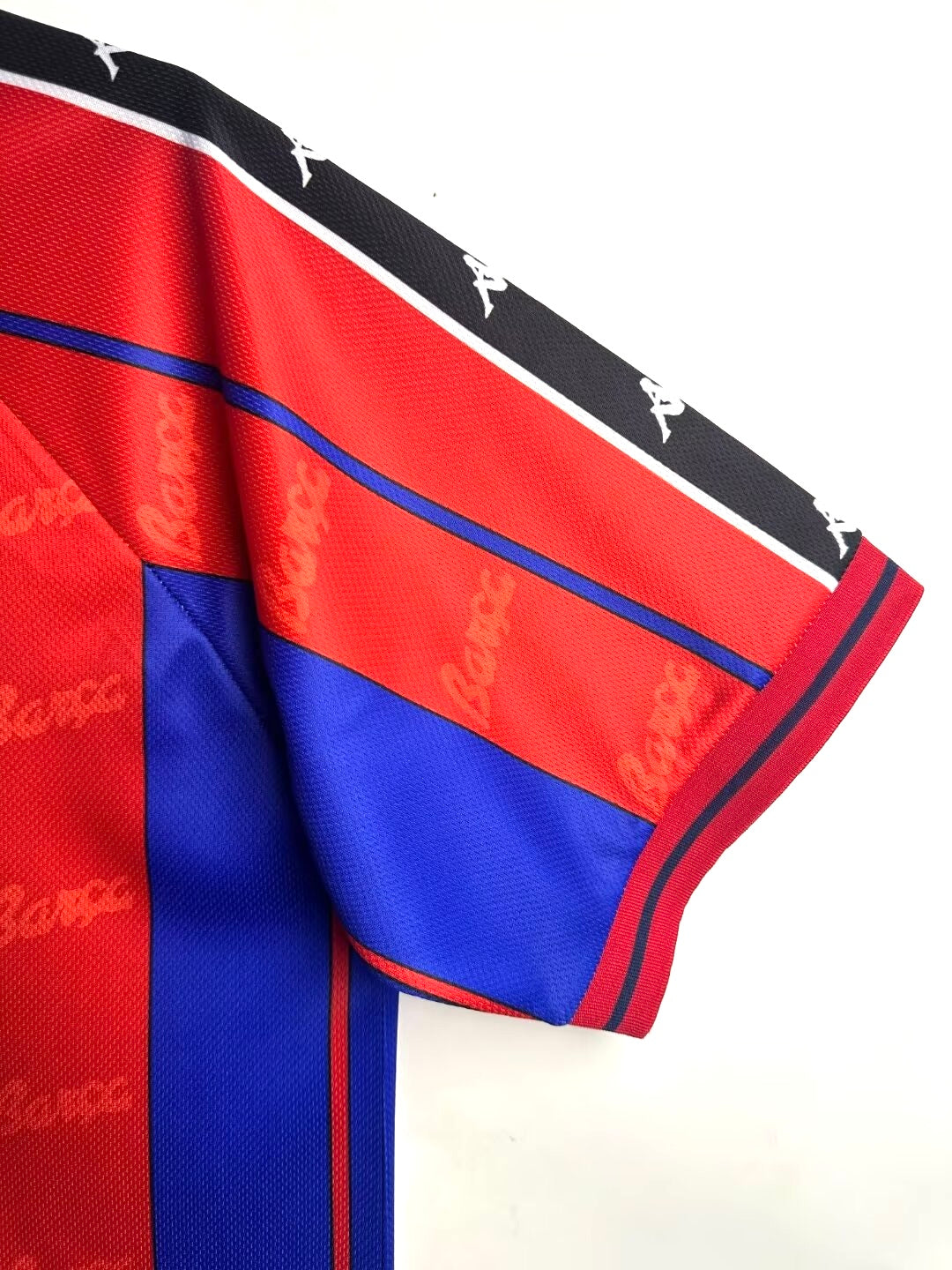 barcelona-home-shirt-1997-1998-1