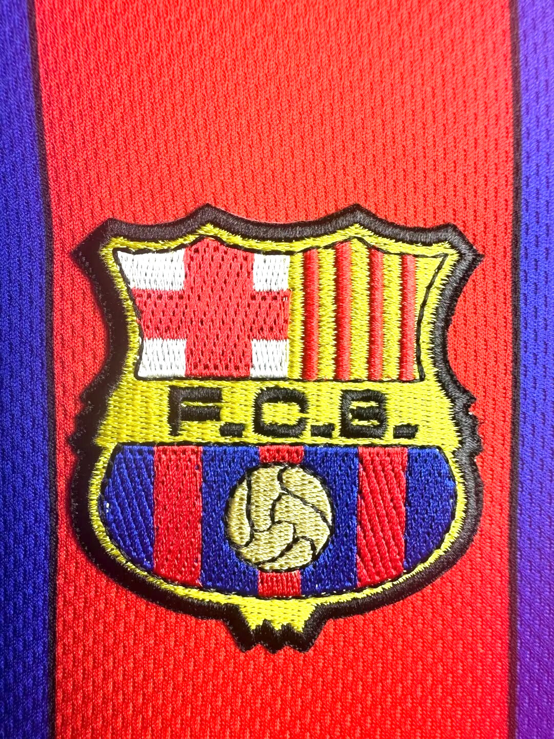 barcelona-home-shirt-1997-1998-1
