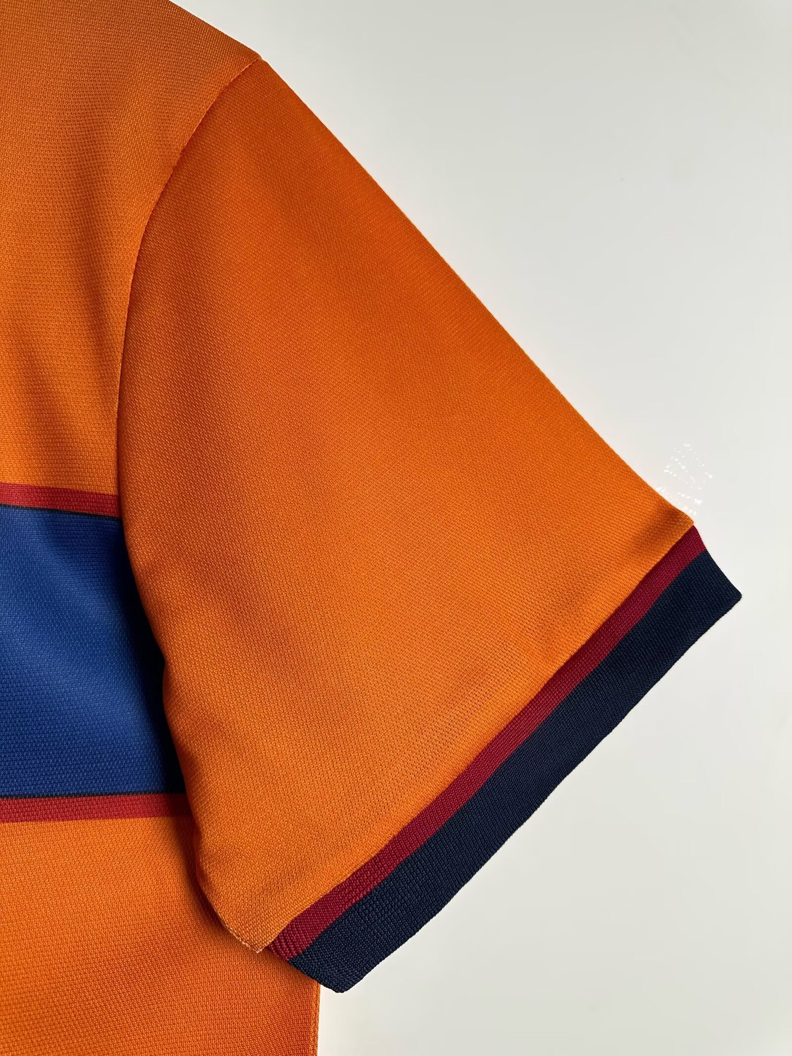 barcelona-away-shirt-1998-1999-1