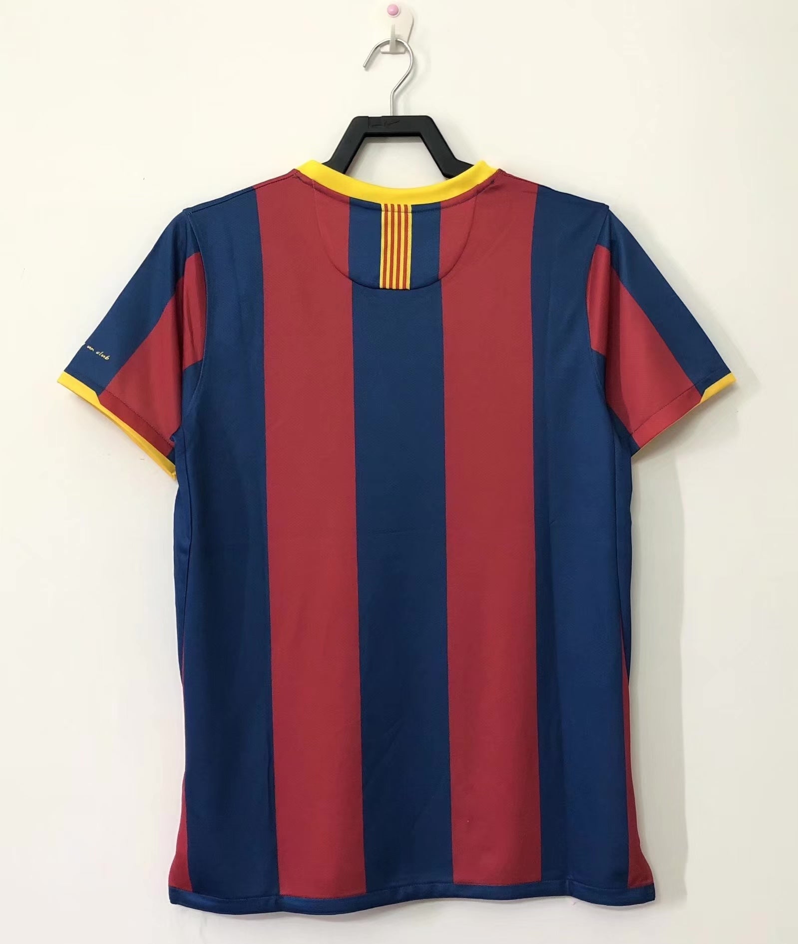 fc-barcelona-home-shirt-2010-2011-1