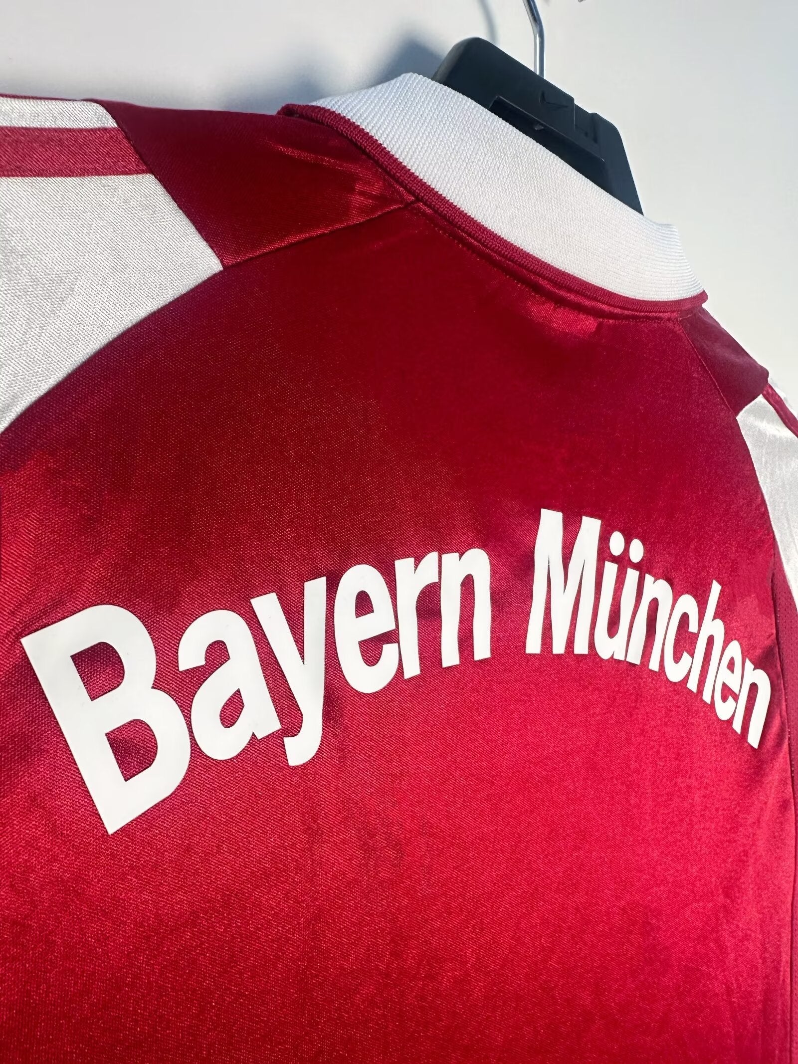 bayern-munich-home-shirt-2003-2004-1