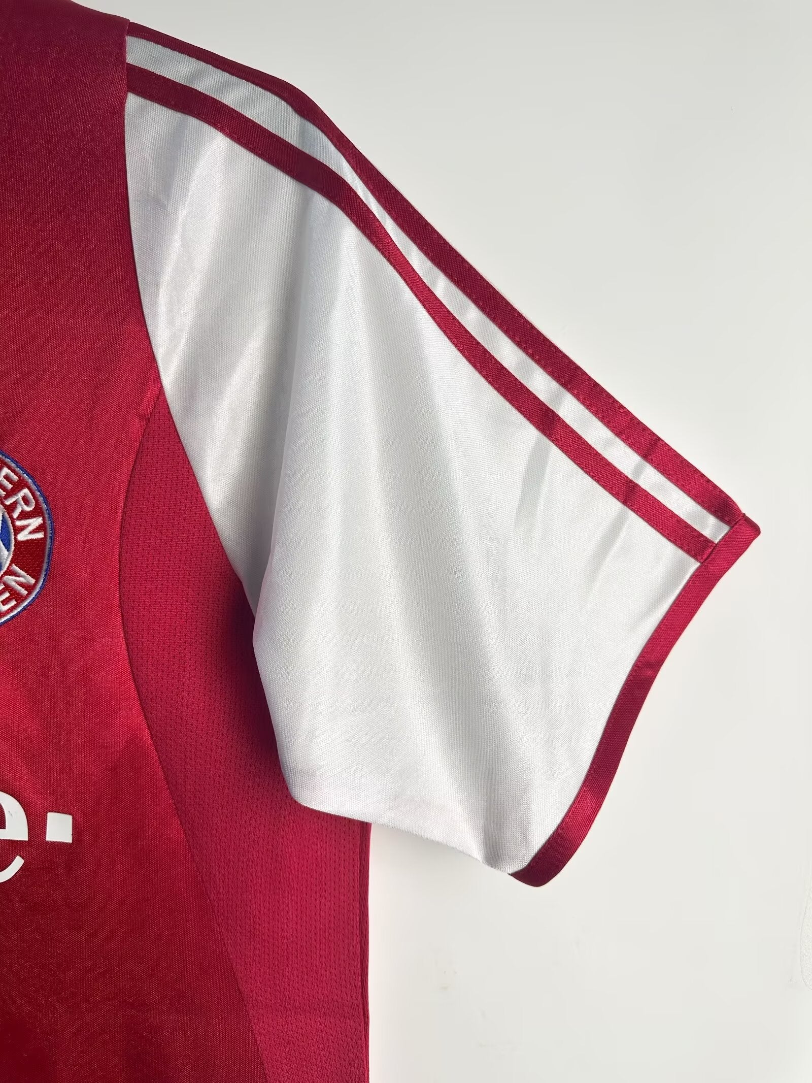 bayern-munich-home-shirt-2003-2004-1