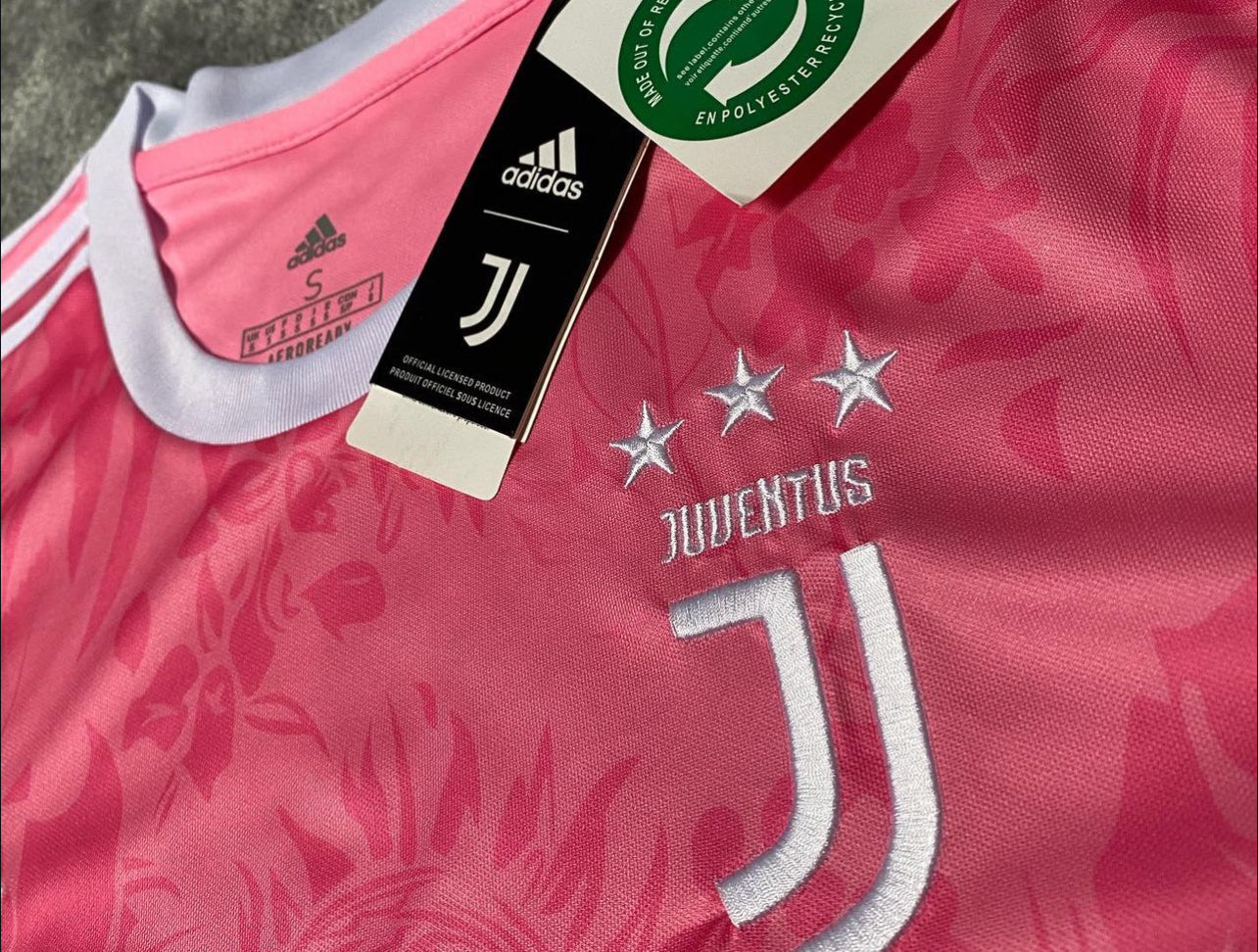 juventuse-gucci-shirt-rosa-special-edition-1
