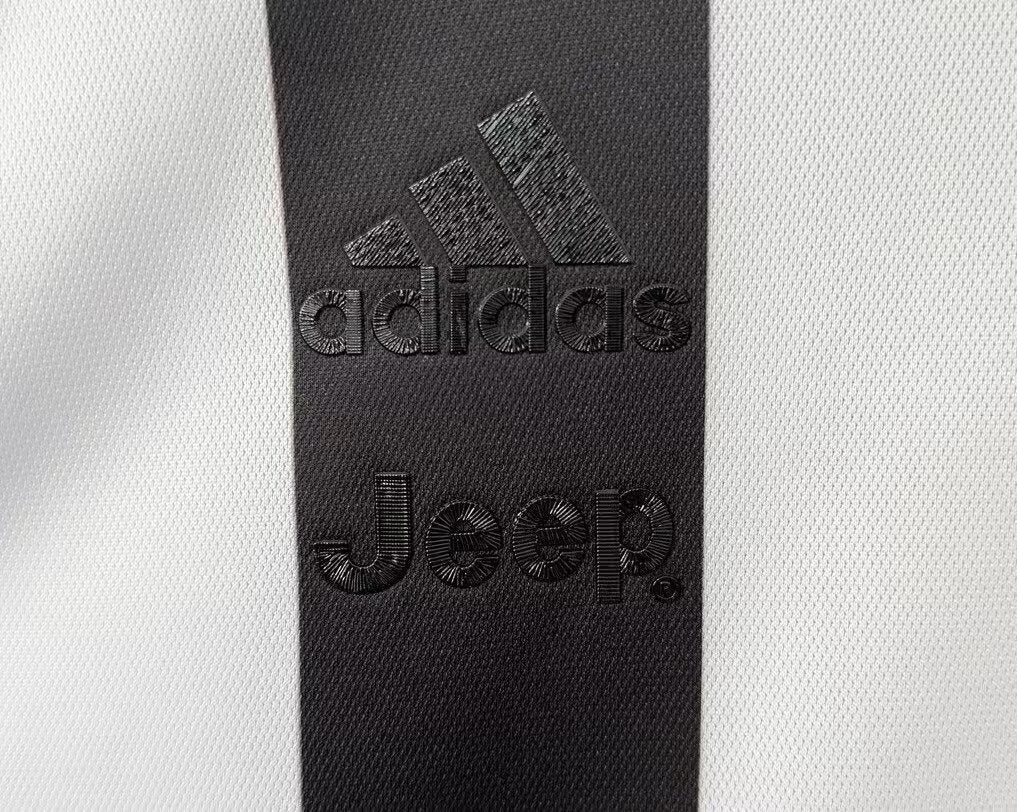 juventus-home-shirt-120th-anniversary-1897-2017-1