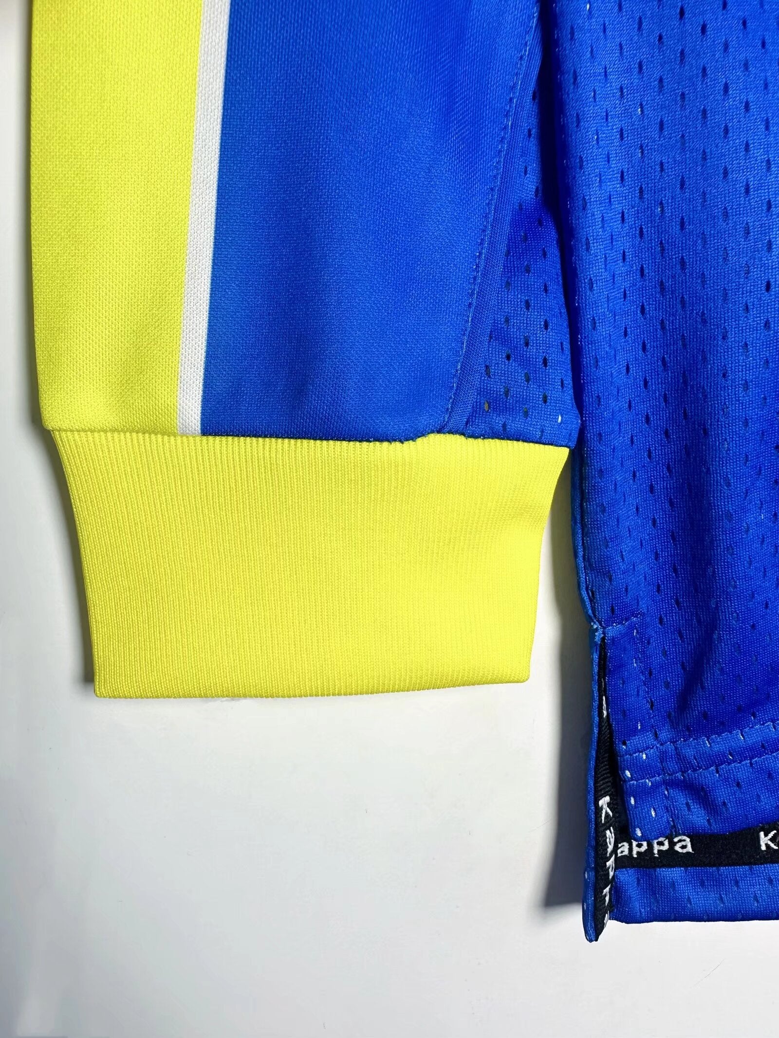 juventus-long-sleeve-away-shirt-1997-99-1