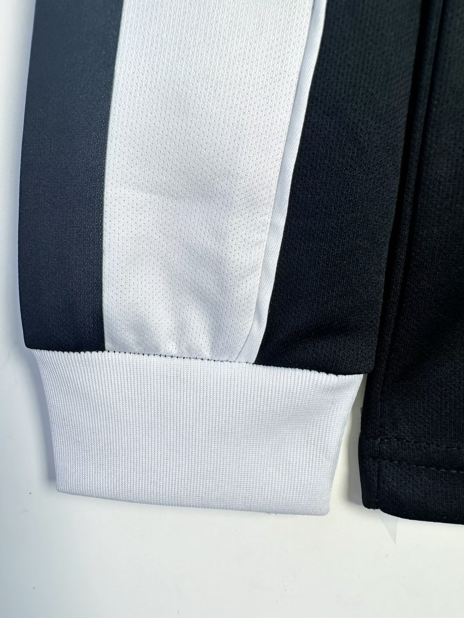 juventus-long-sleeve-home-shirt-2002-03-1