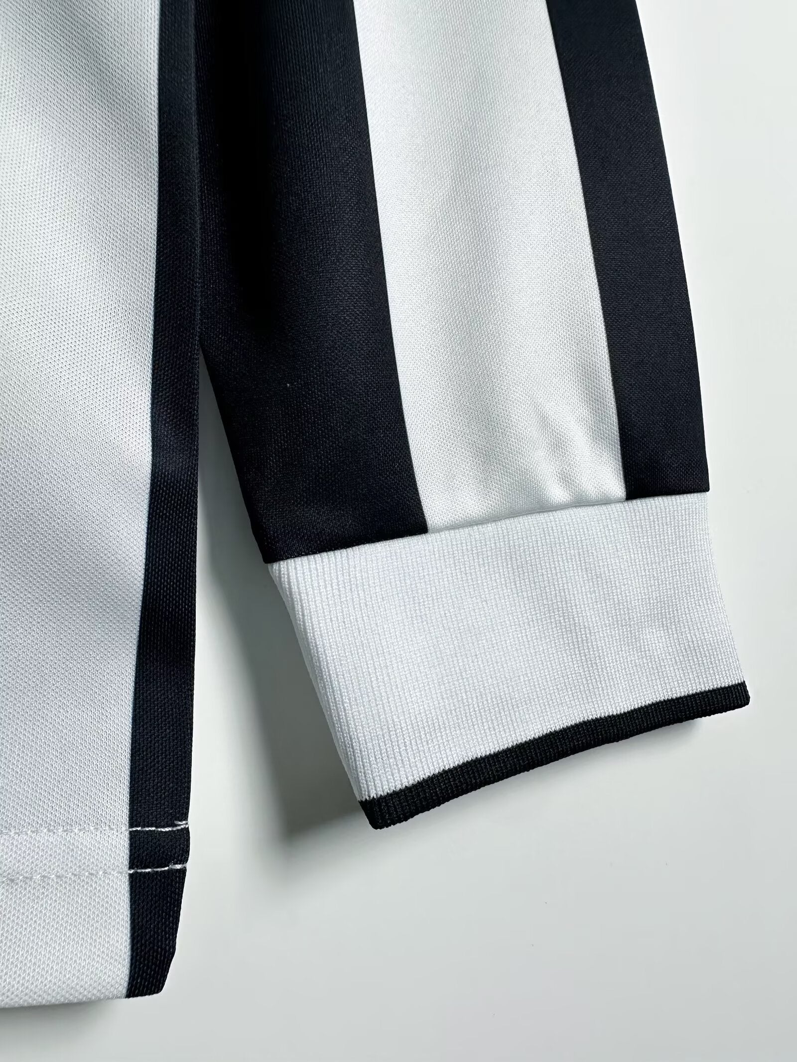 juventus-long-sleeve-home-shirt-1995-97-1
