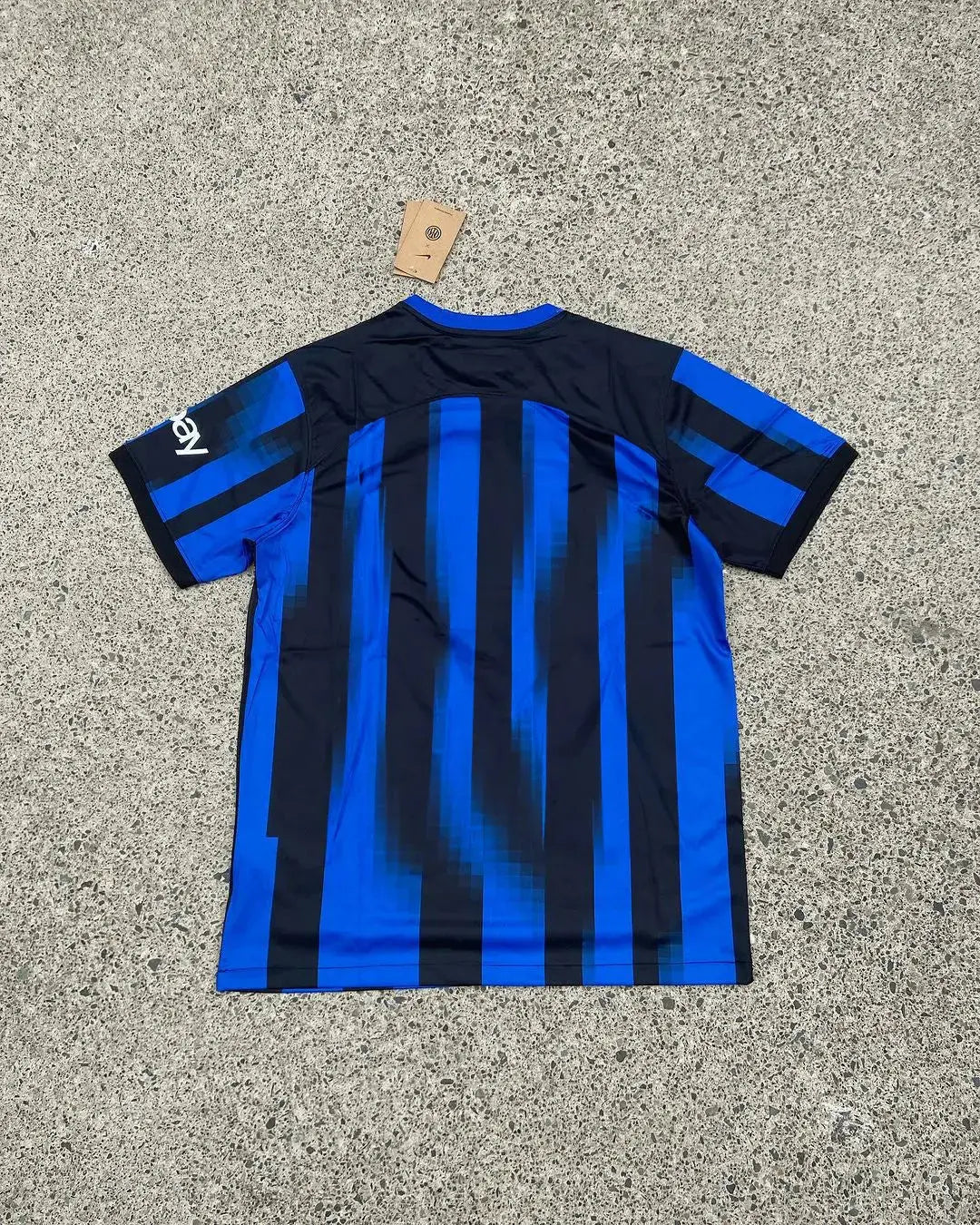 inter-milan-corteiz-shirt-special-edition-1
