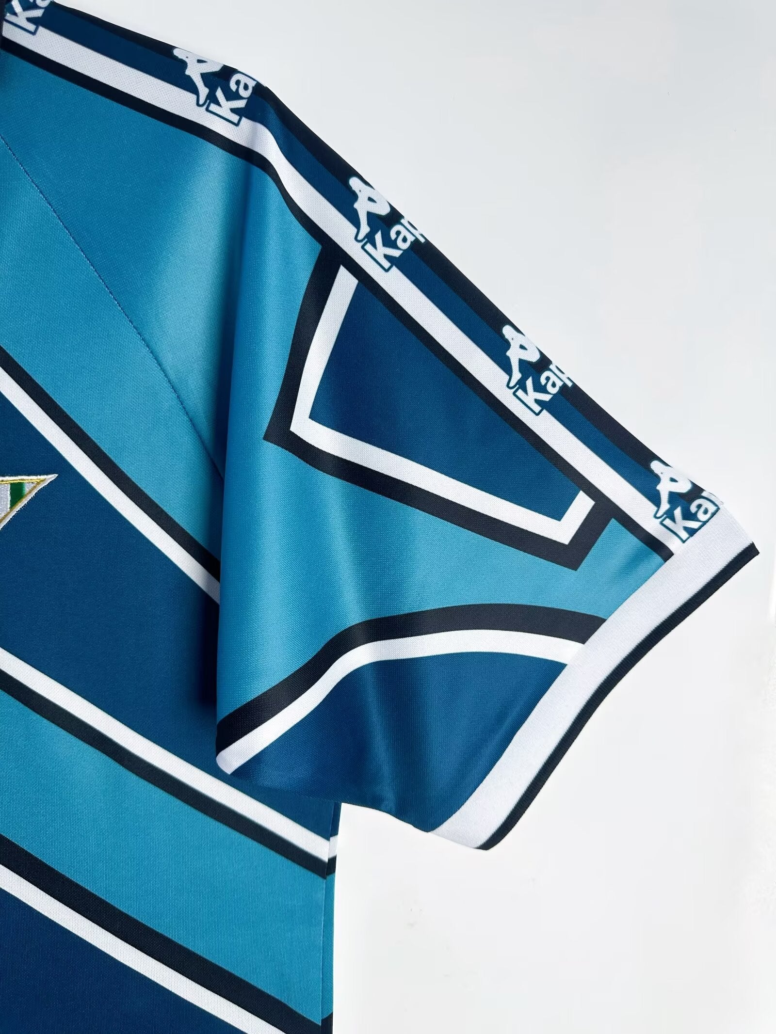 real-betis-away-shirt-1995-1997-1