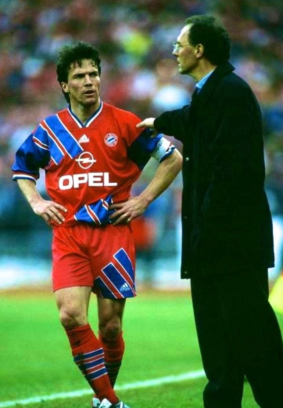 1993-1995-bayern-munich-retro-shirt-1