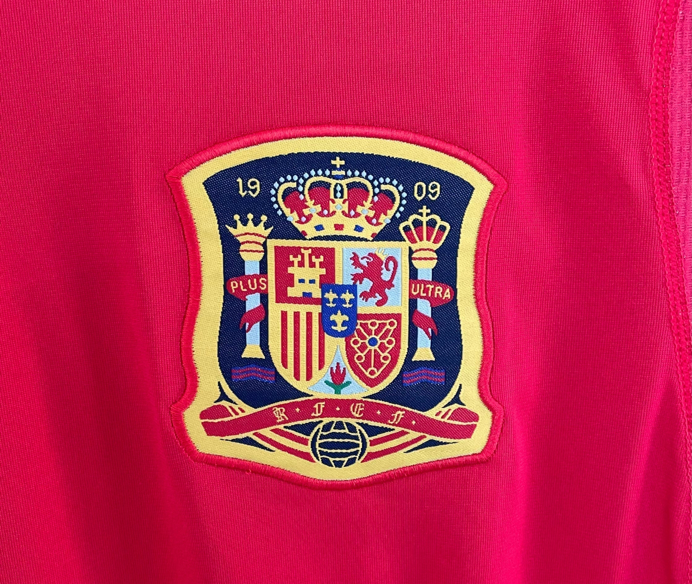 spain-home-shirt-2010-world-cup-winners-1