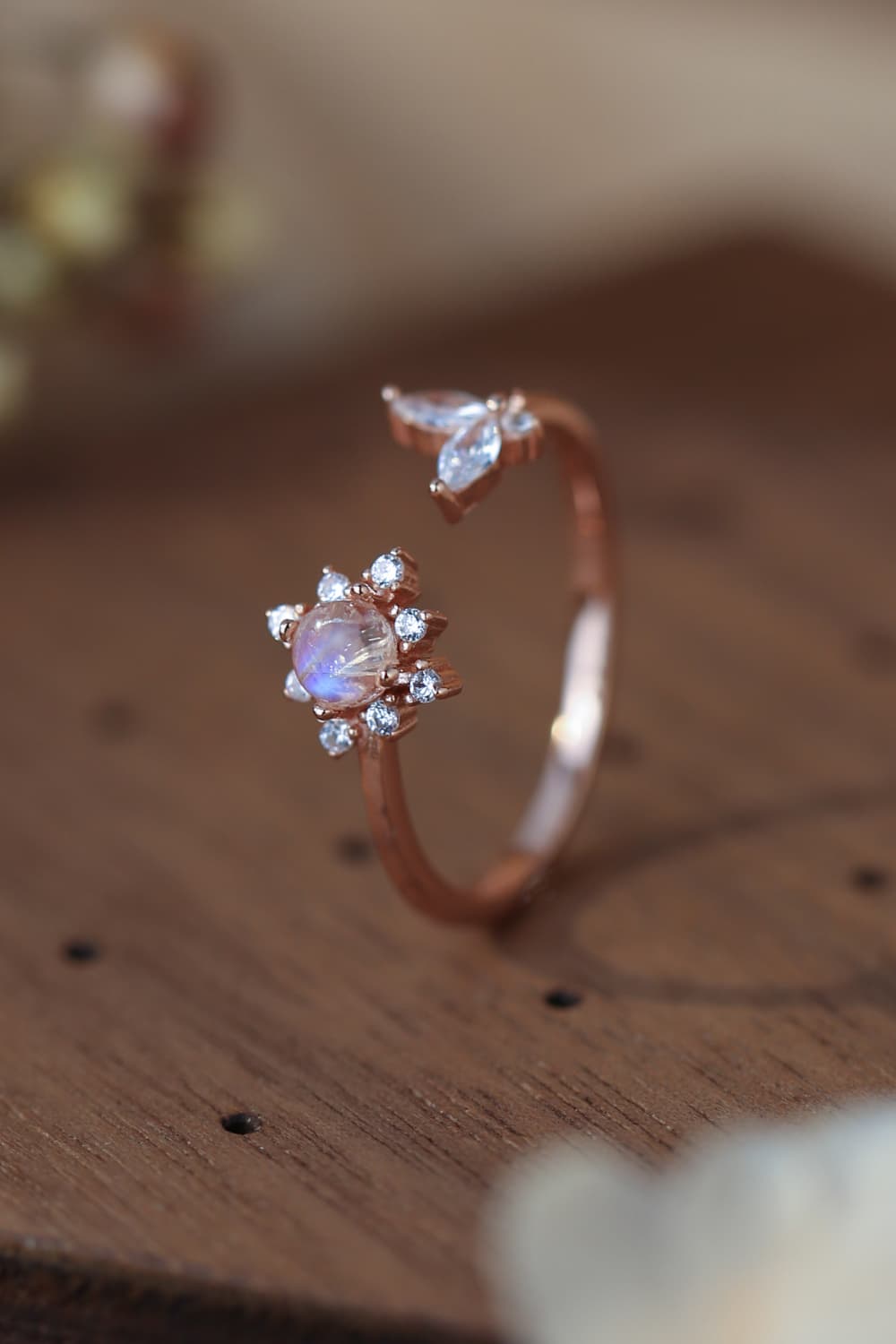 Rosaguld Månestens Åben Ring