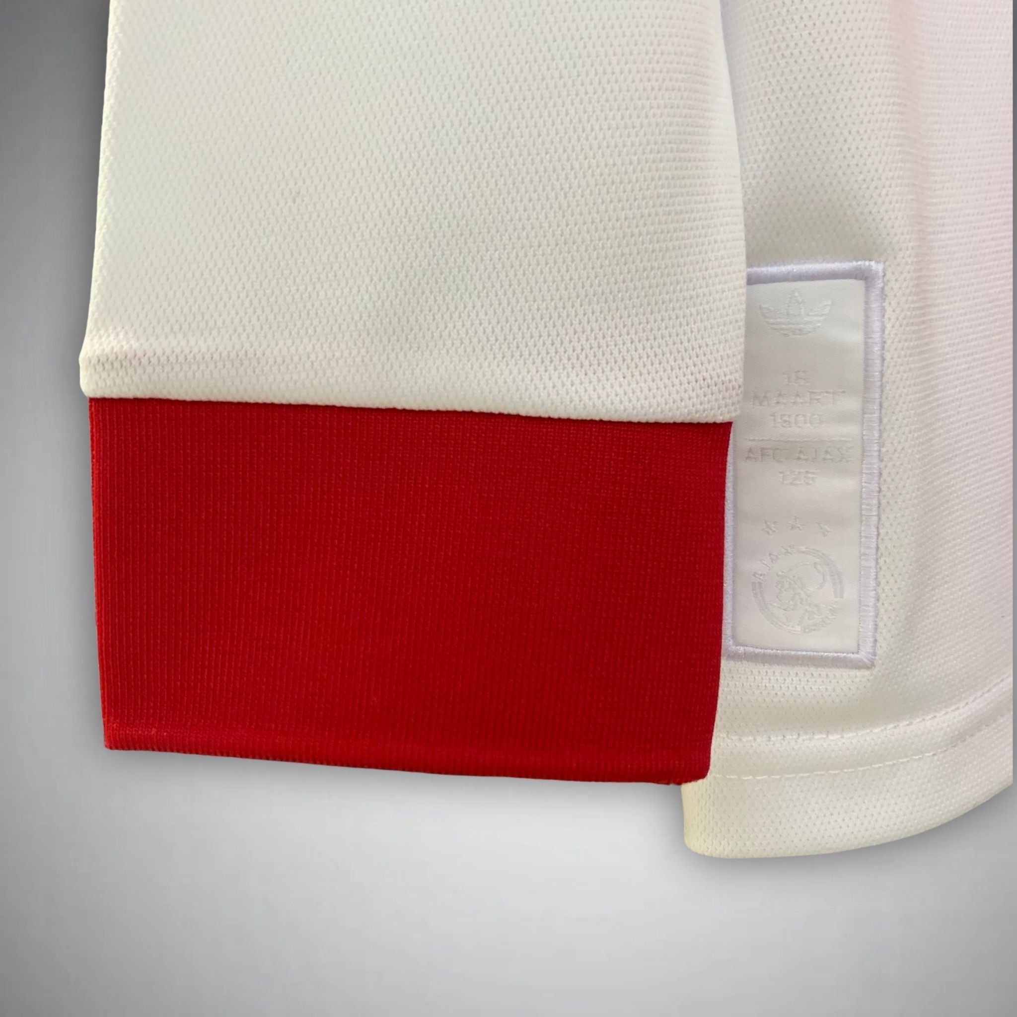 ajax-125th-anniversary-long-sleeve-shirt-special-edition-1