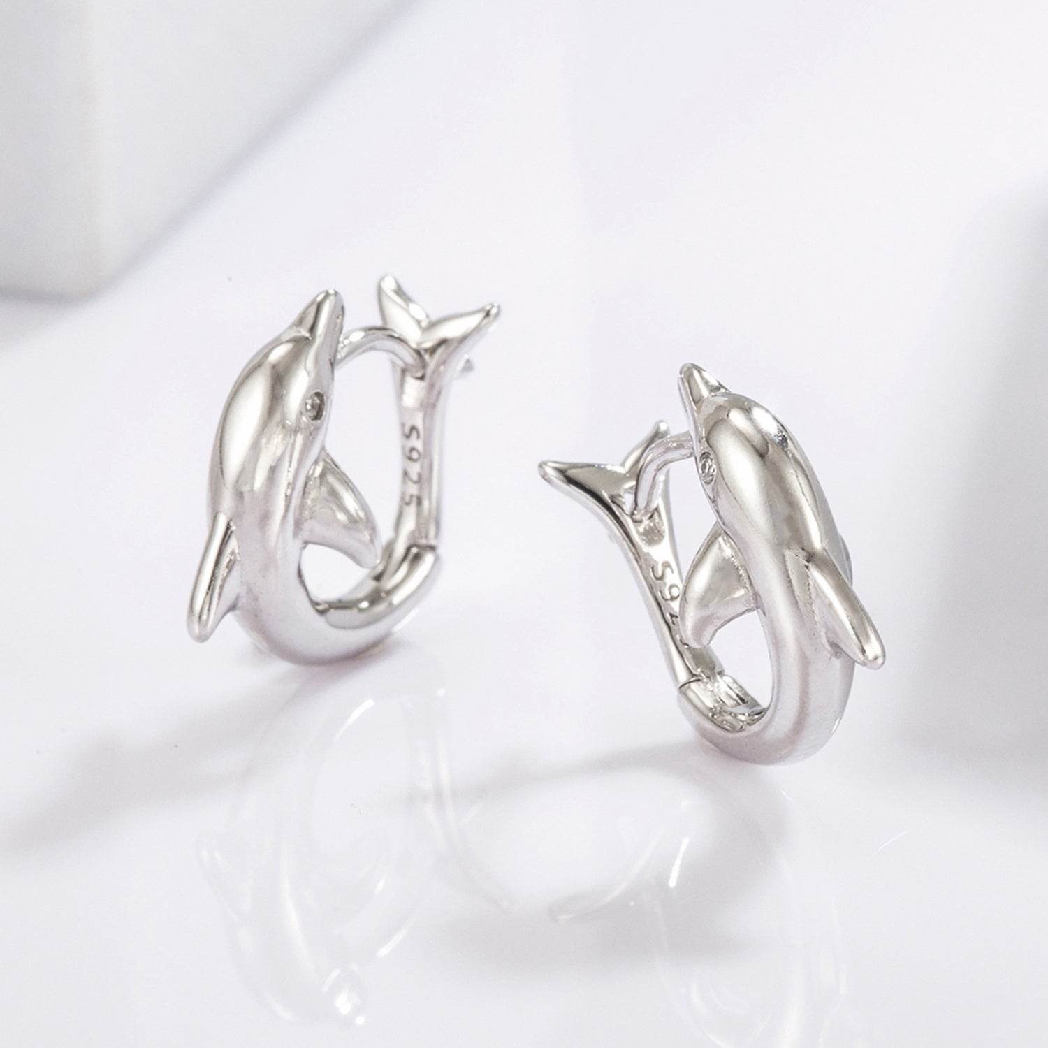 Zircon Dolphin Sølv Studs