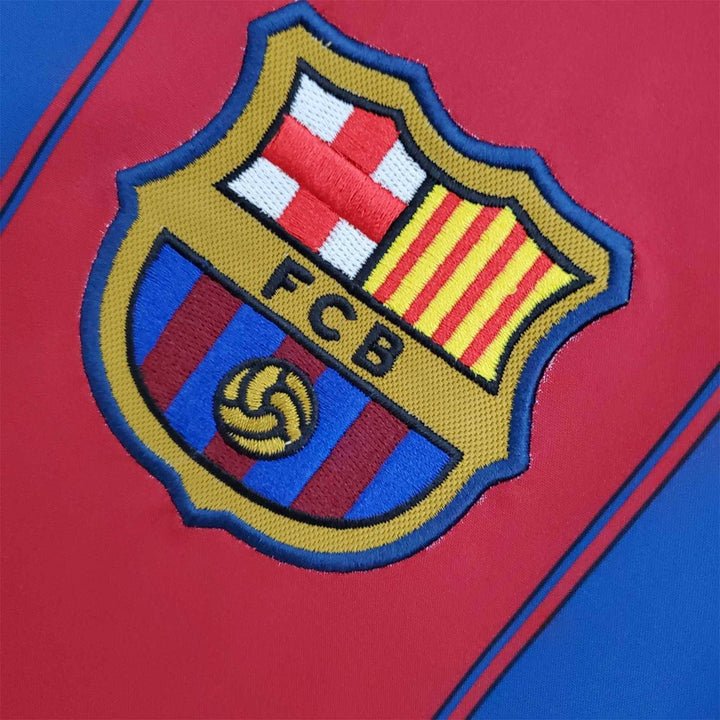fc-barcelona-retro-shirt-2006-2007-home-1
