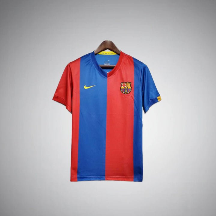 2006-2007-fc-barcelona-retro-home-shirt-1
