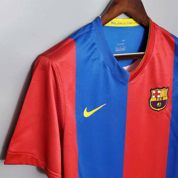 2006-2007-fc-barcelona-retro-home-shirt-1