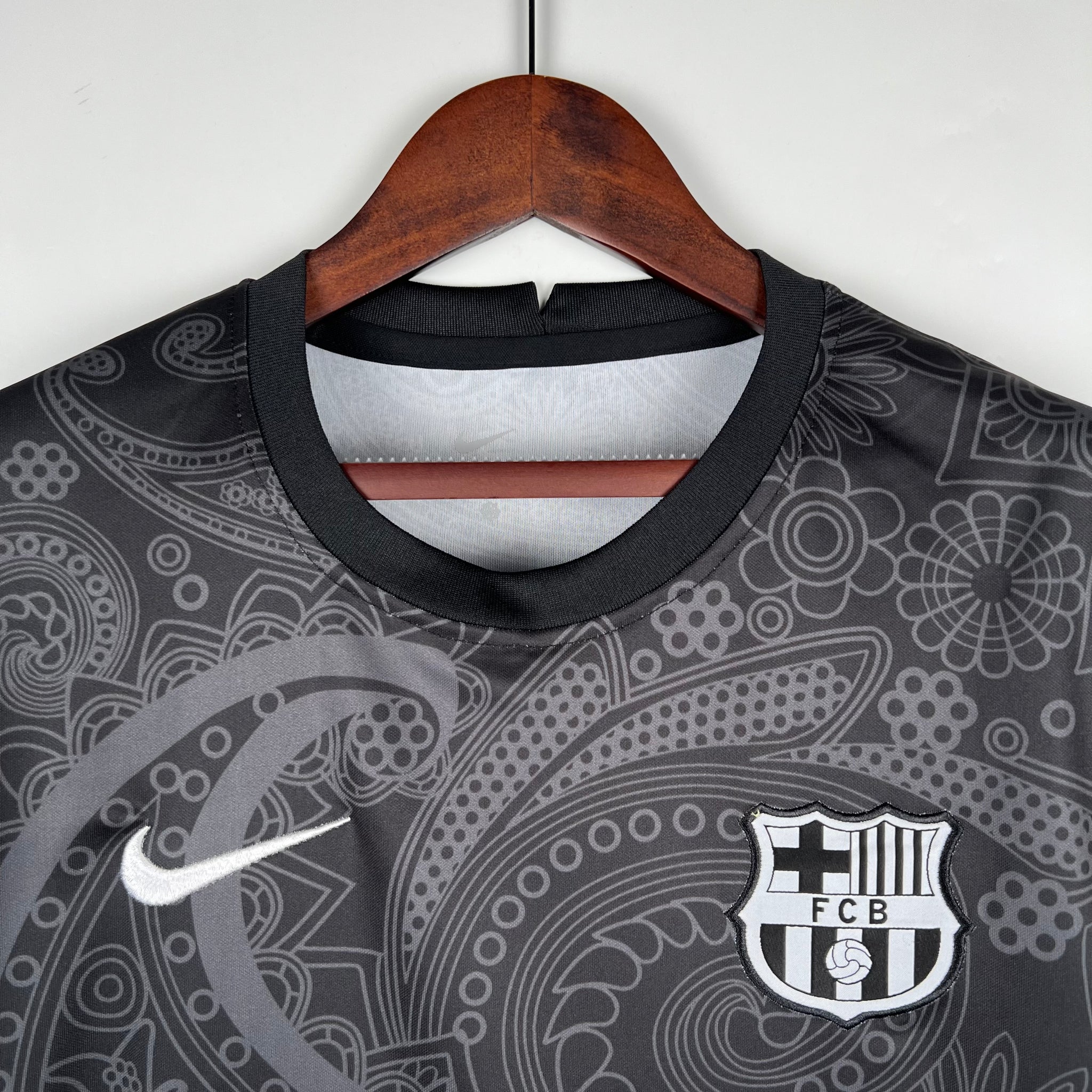 barcelona-shirt-venom-sequence-edition-1