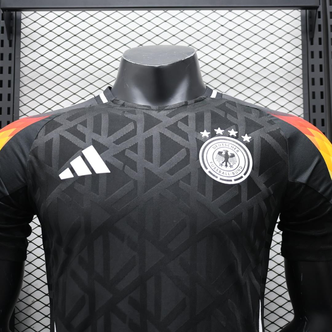 2025-2026-germany-home-shirt-1