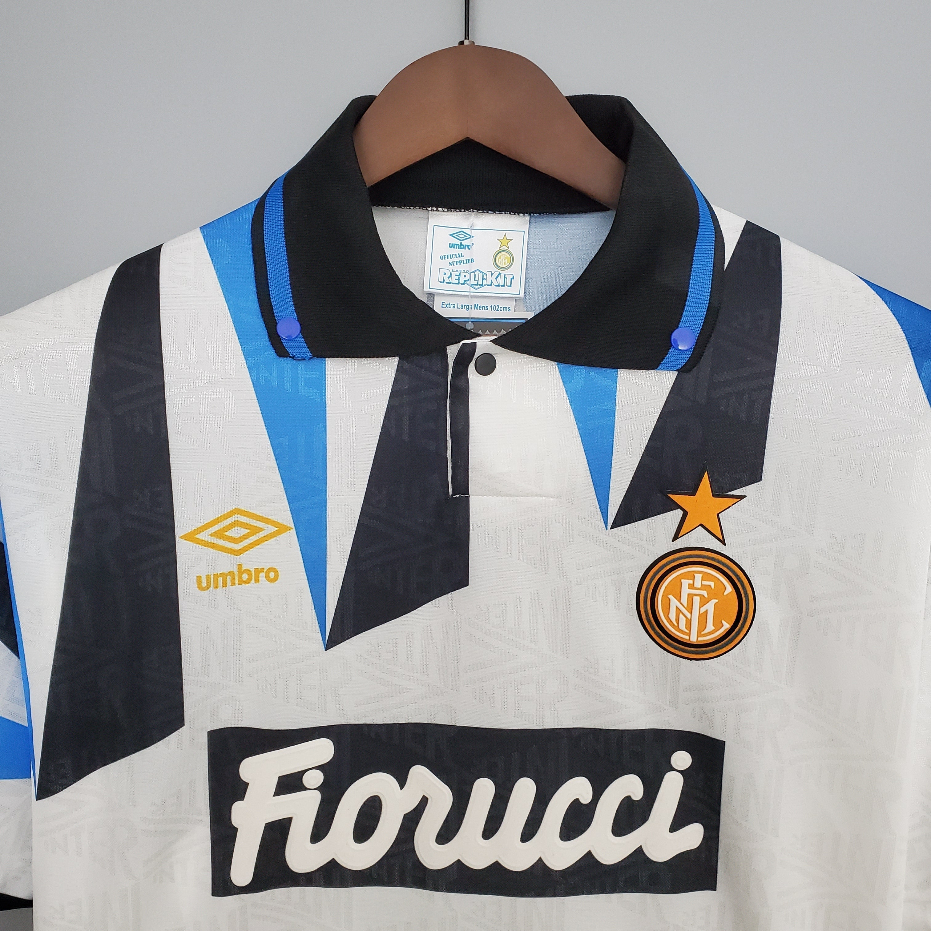 1992-93-inter-milan-retro-away-shirt-1
