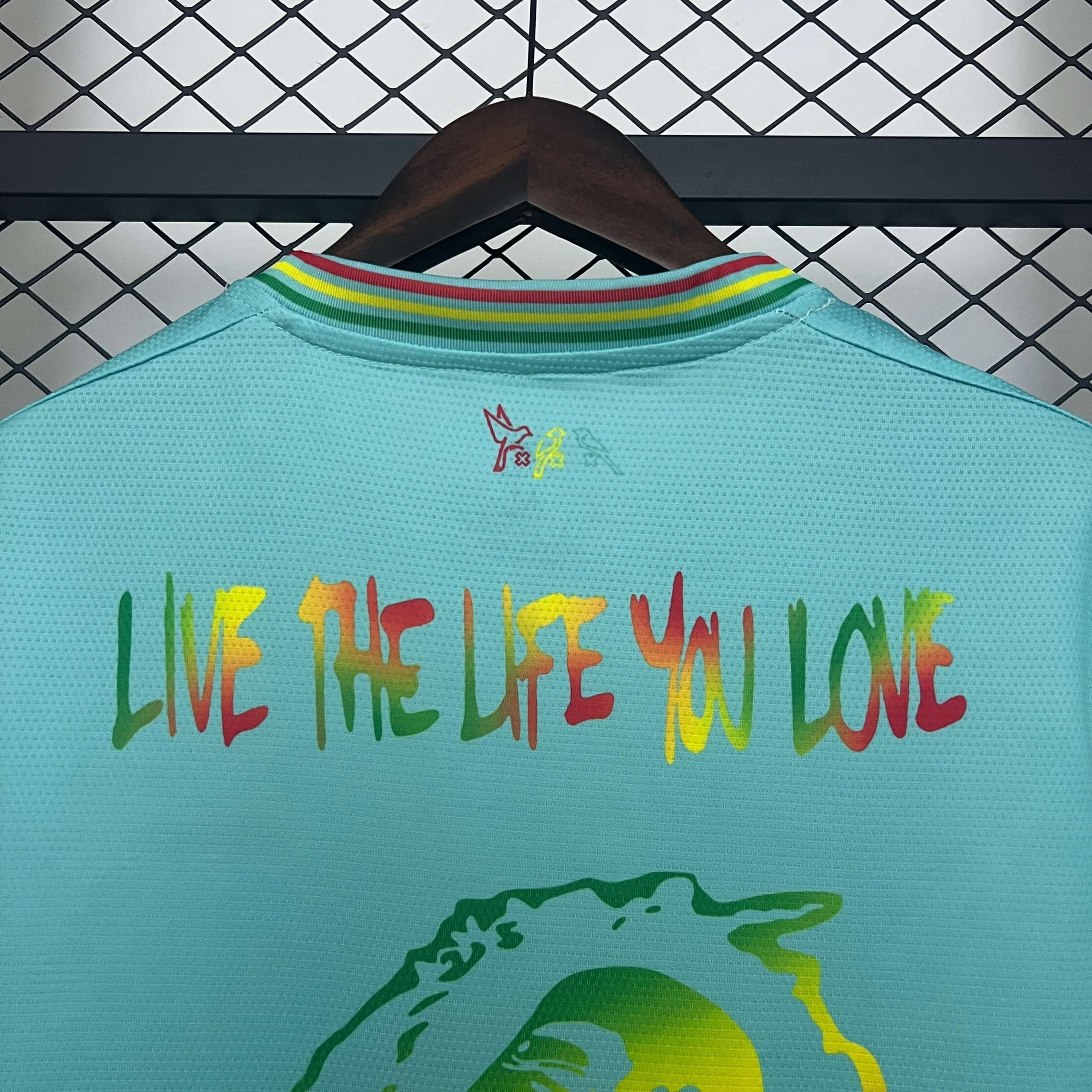 2025-26-ajax-shirt-bob-marley-1