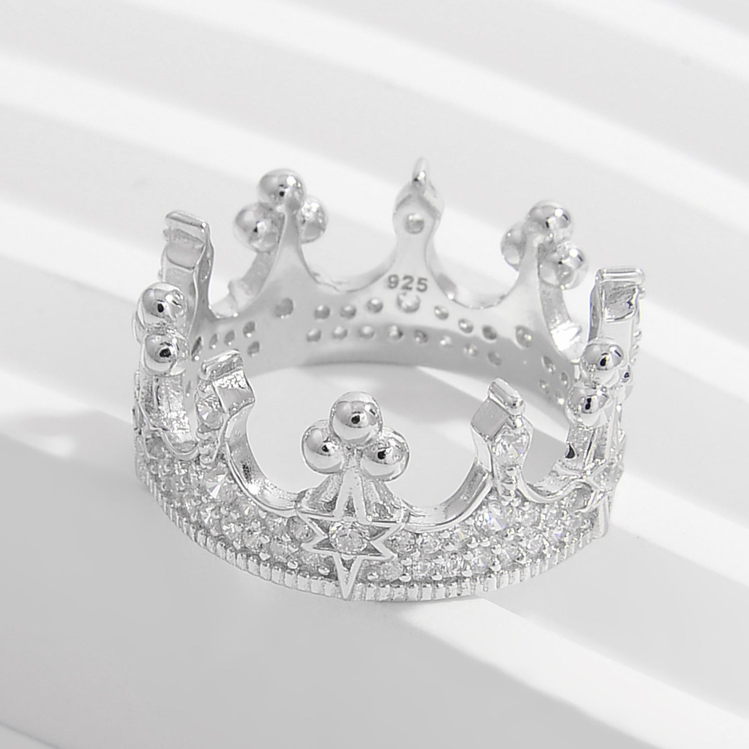 Anello in argento con zircone Crown