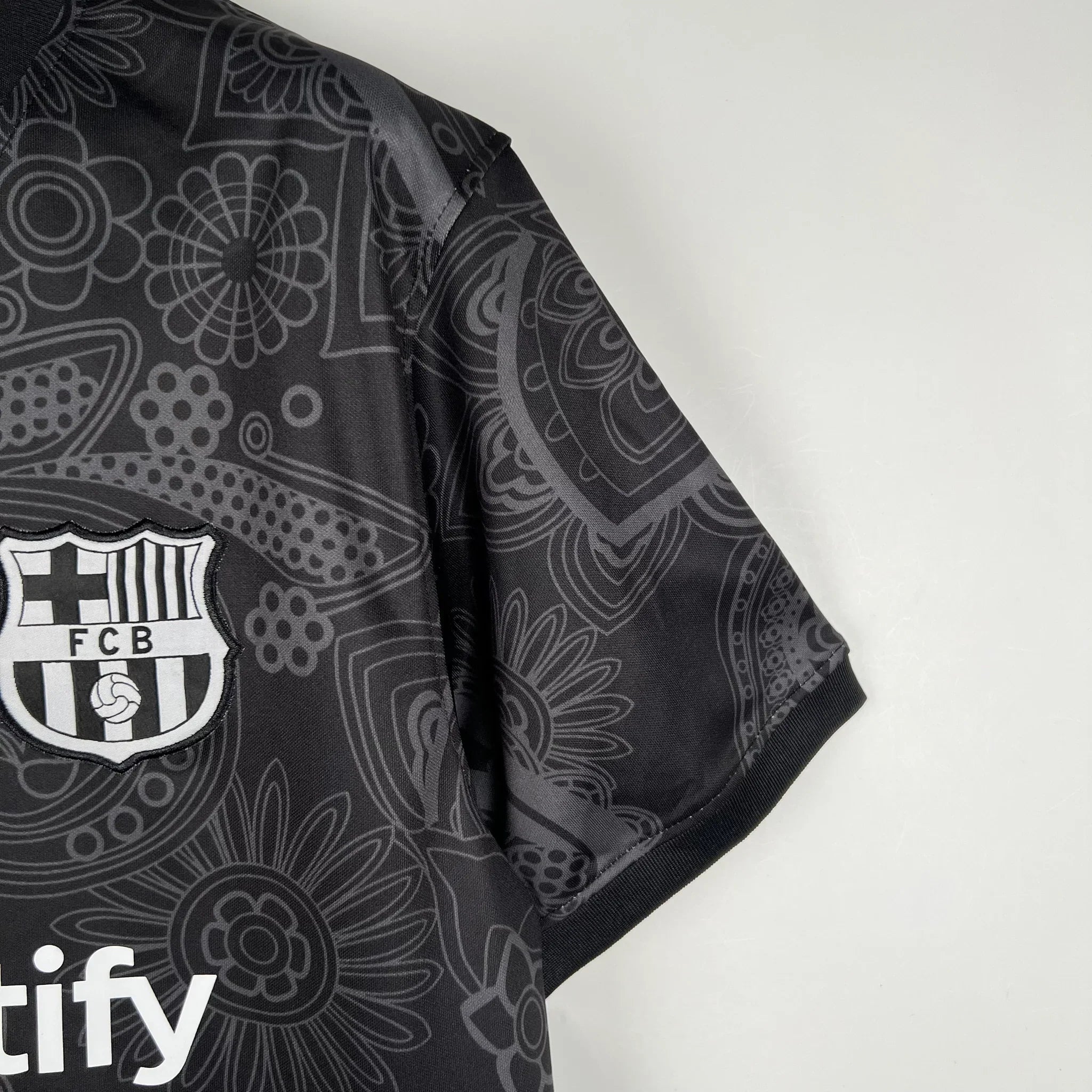 barcelona-shirt-venom-sequence-edition-1