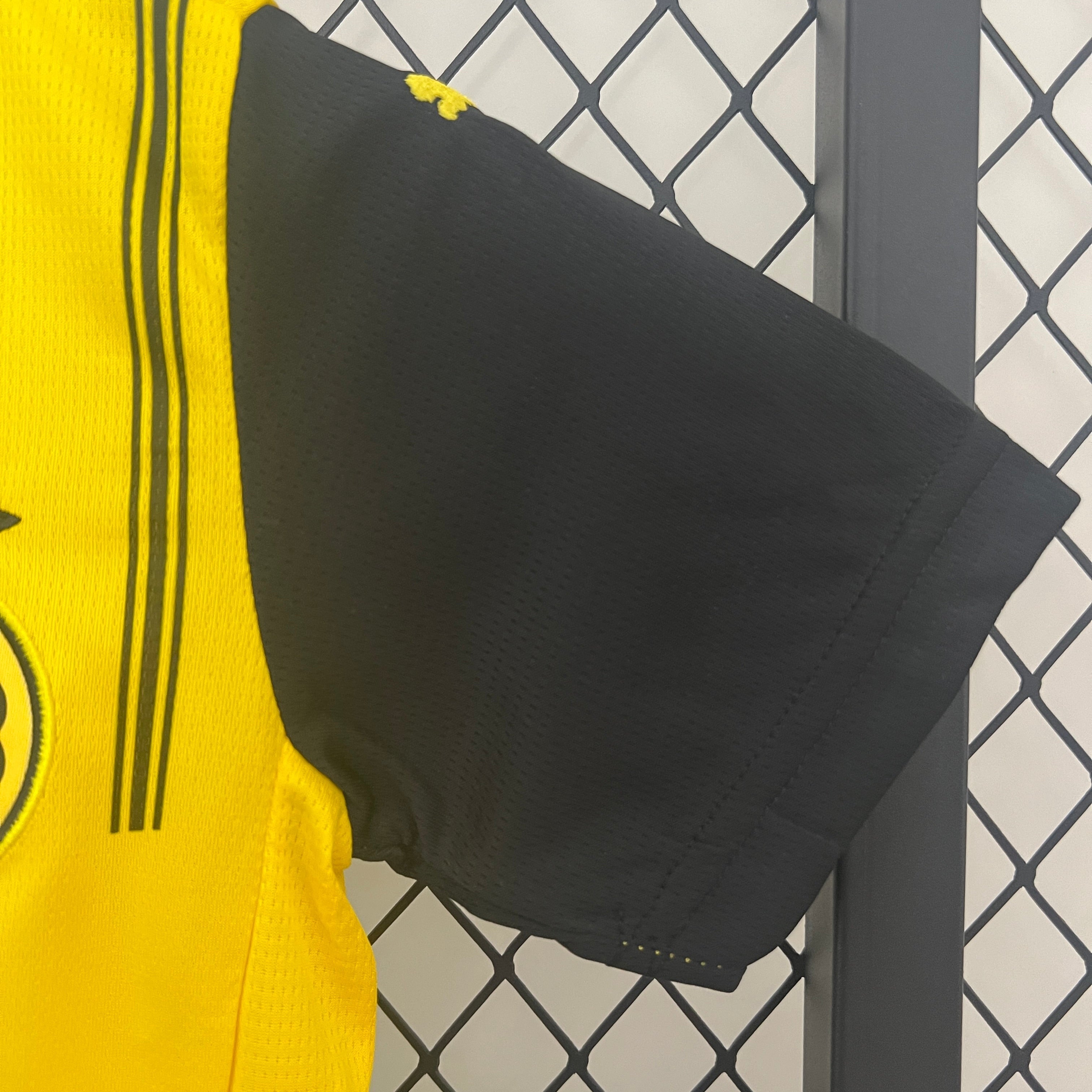borussia-dortmund-2024-25-kids-football-kit-home-1