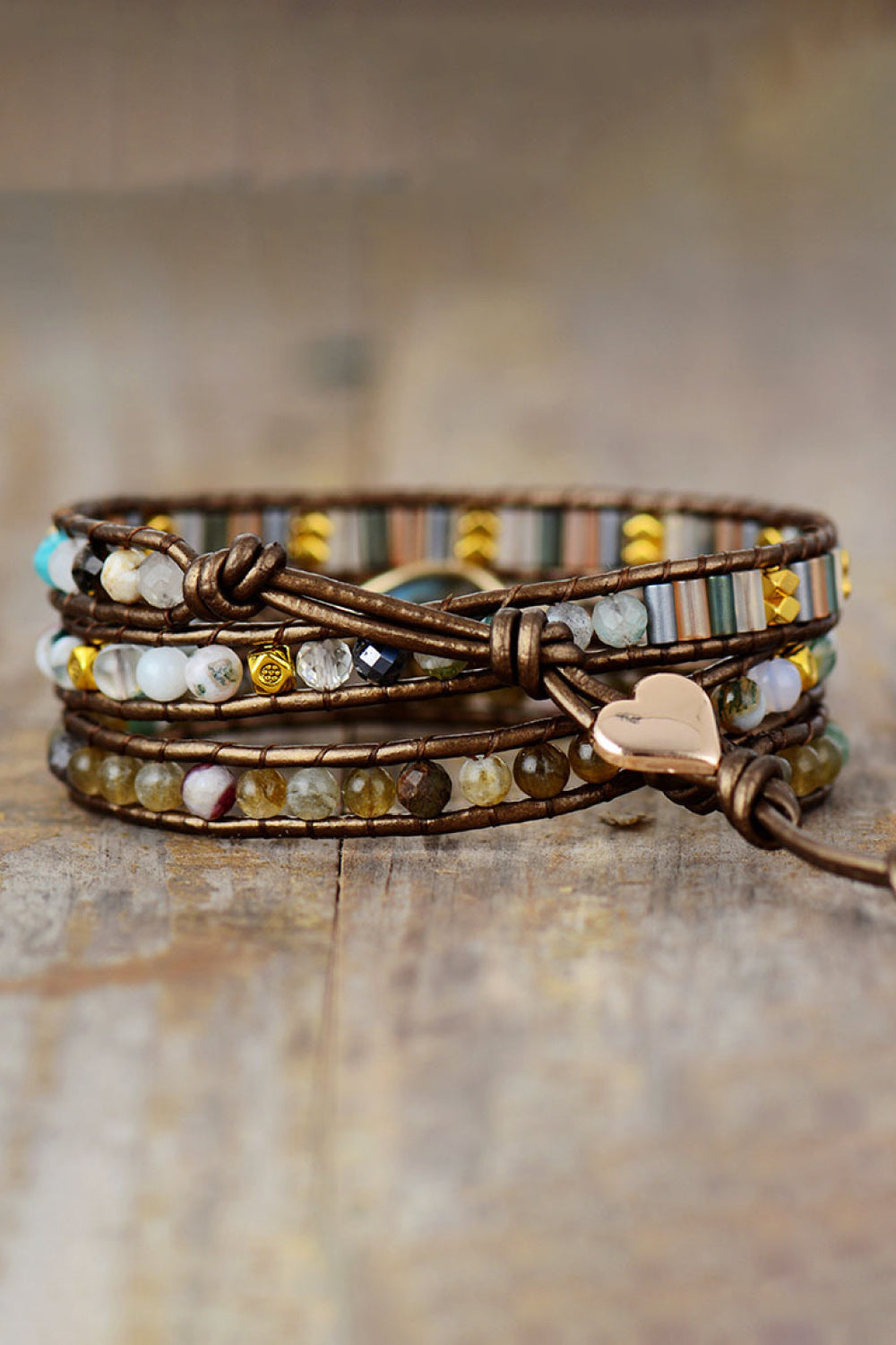 Pulsera de triple cuenta hecha a mano
