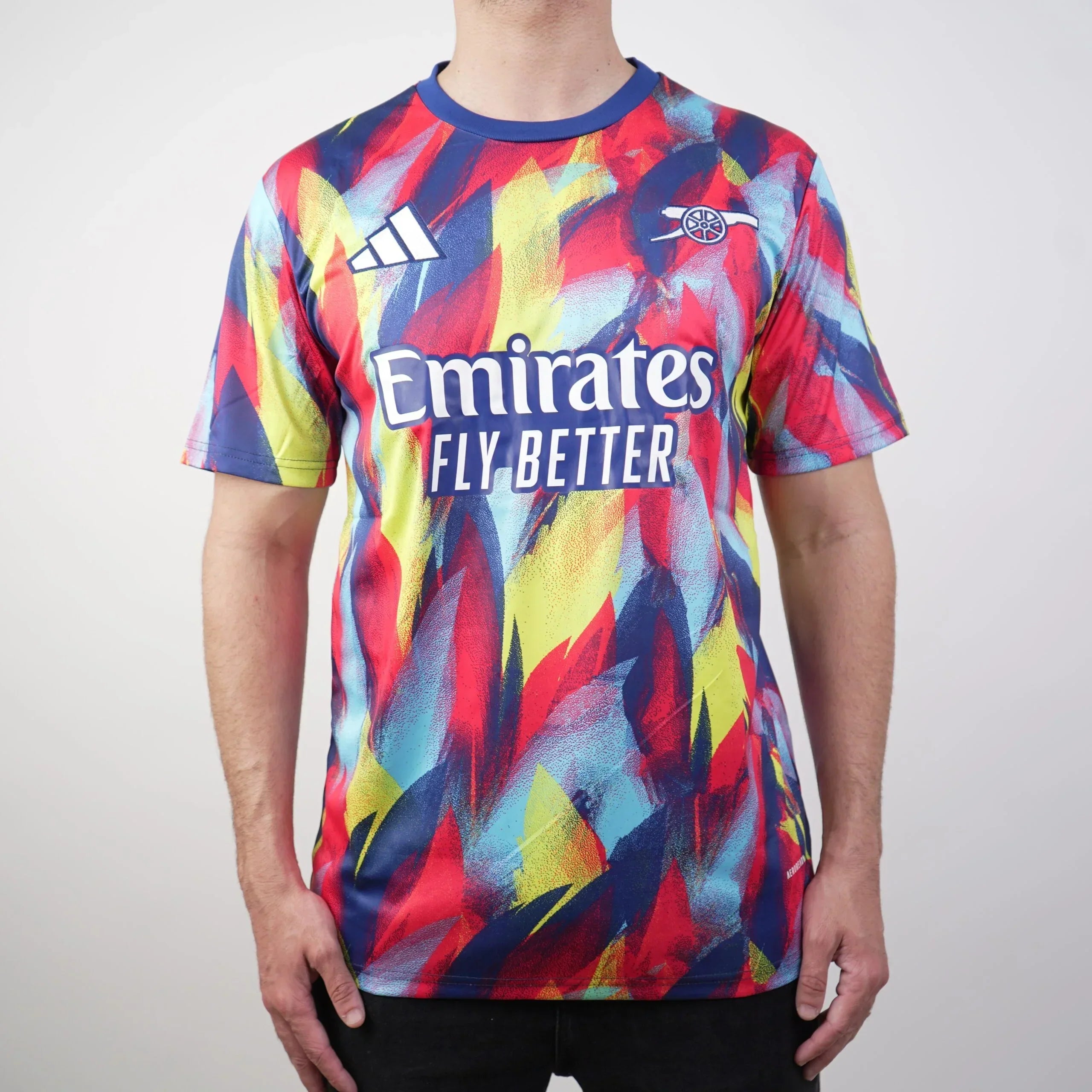 Camiseta prepartido del Arsenal 2025/2026
