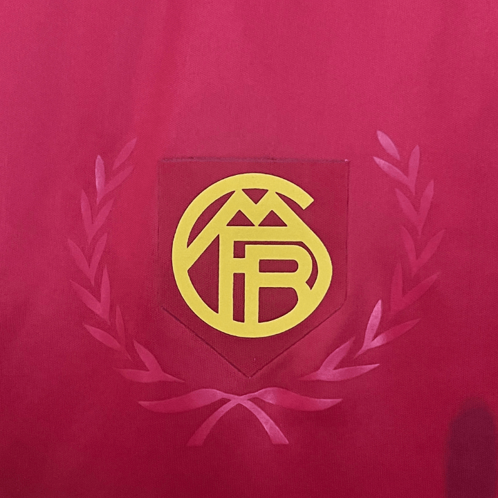 FC Bayern Bayern Titan Trikot
