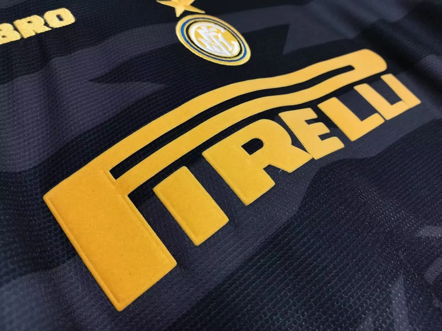 inter-milan-away-shirt-1997-1998-1